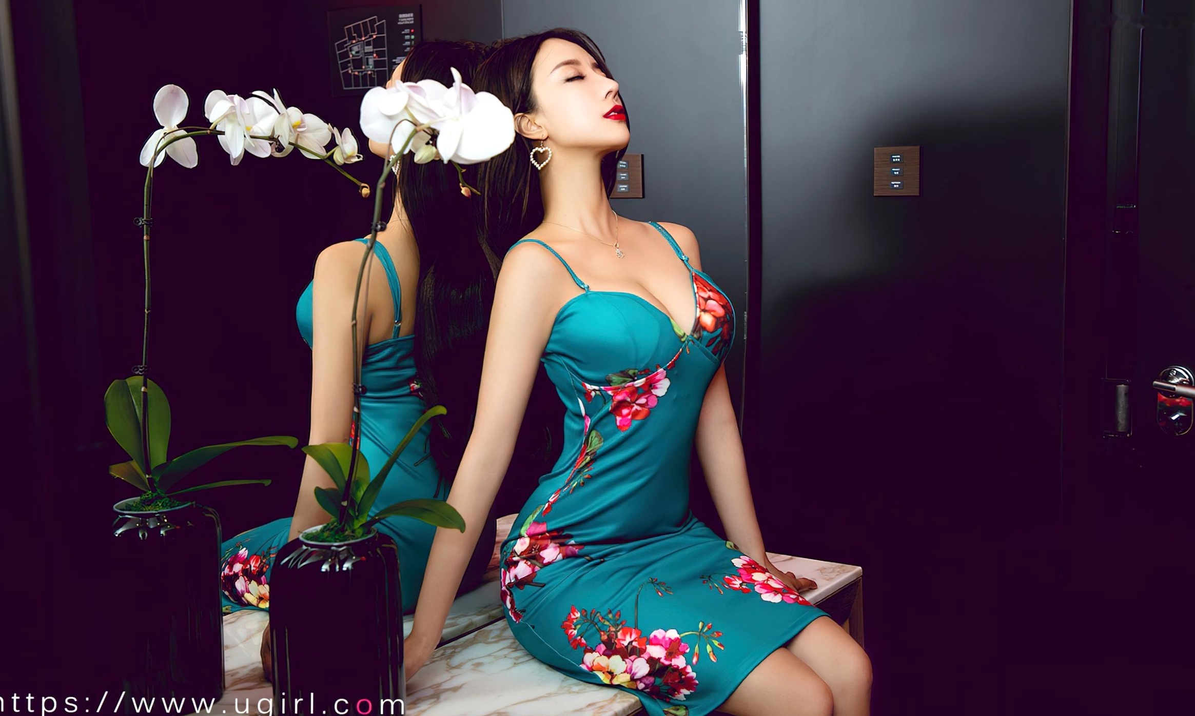 Gallery - UGirlsApp尤果圈 - Chiness Model -2660-筱慧《未知神秘感》性感旗袍与居家私房写真，完美展现曼妙身姿与极致诱惑，视觉盛宴。爱尤物 - Love Beauty 性感旗袍内衣私房照尤物 女神私房照_秀色女神 - image 25