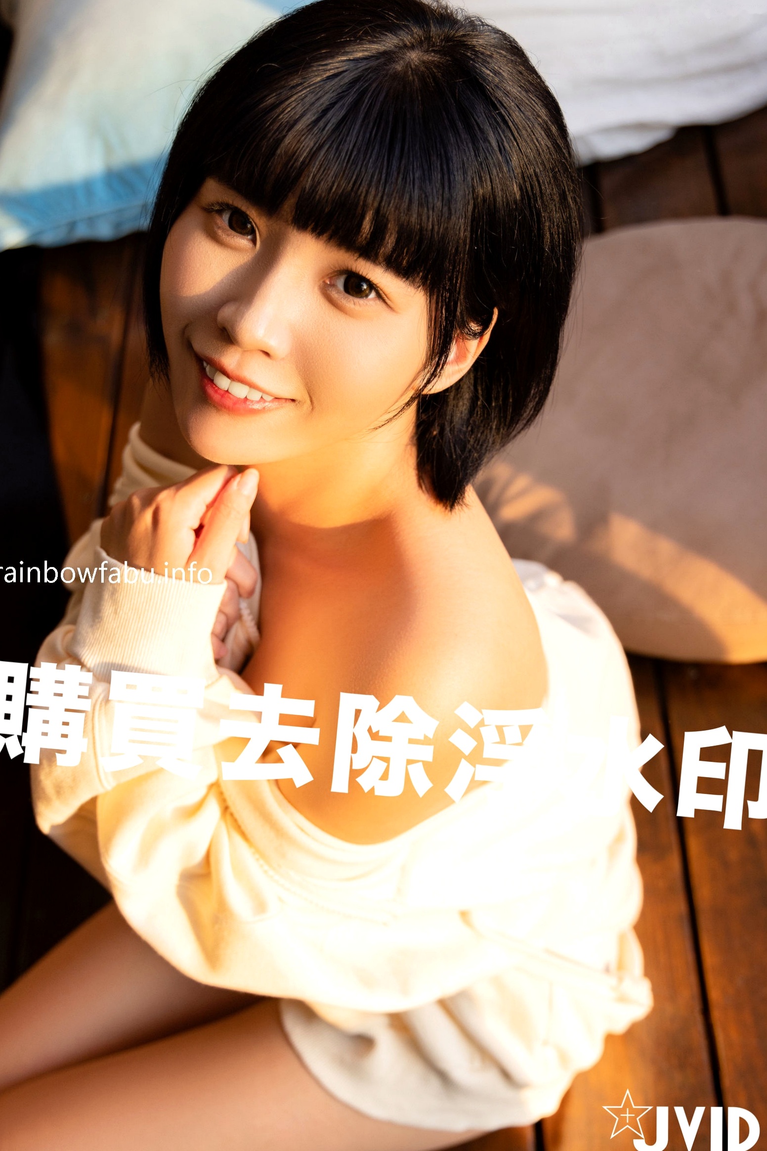 Gallery - JVID果宝宝：阳光下的秘密邂逅，清纯短发邻家妹妹阳台私房写真，极致白嫩诱惑，呈现若隐若现的视觉盛宴JVID性感诱惑清纯大尺度 女神私房照_秀色女神 - image 4