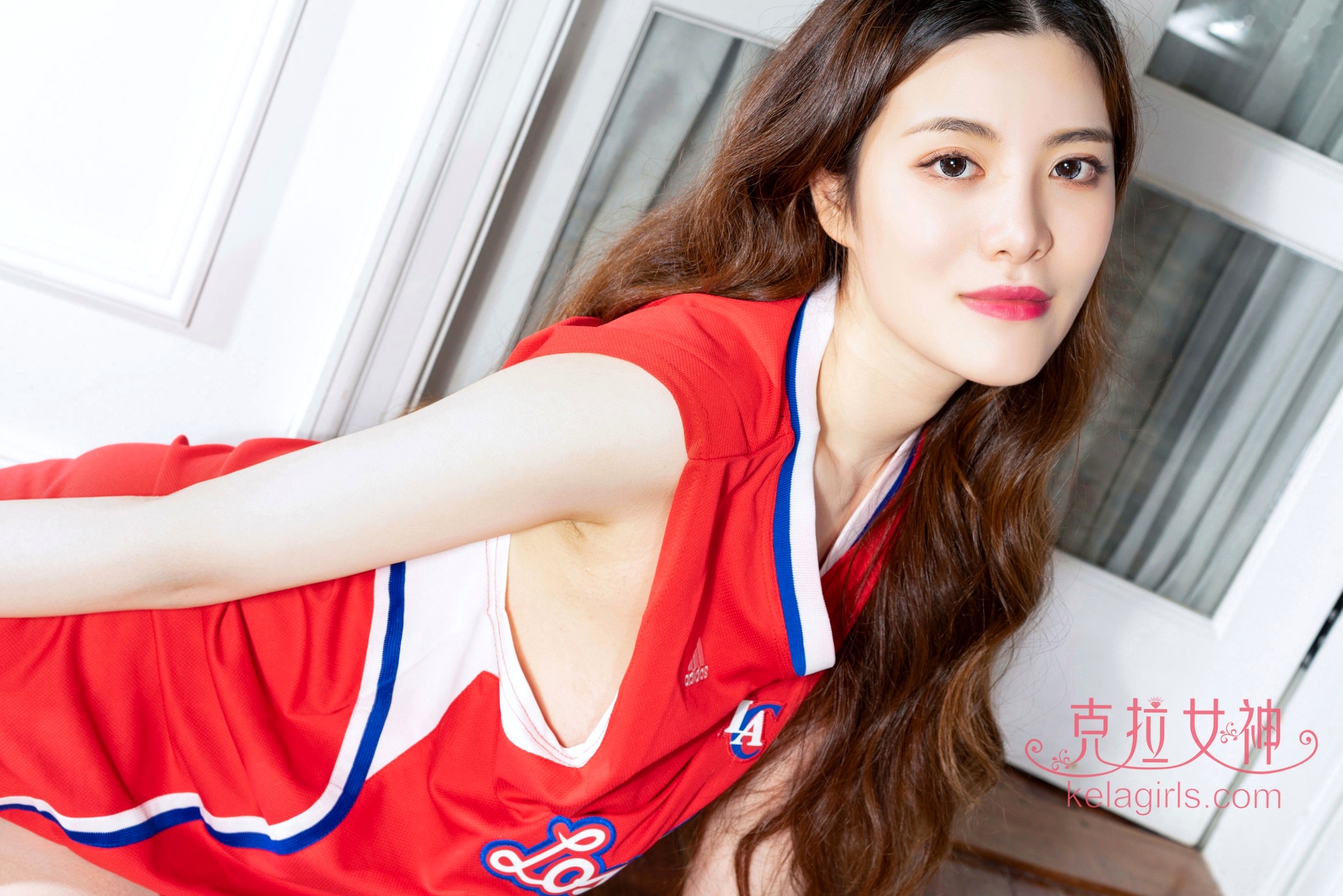 Gallery - KelaGirls克拉女神-百琳-《真空篮球》：青春运动风红色球衣少女，极品白嫩私房写真克拉女神篮球宝贝性感诱惑私房照 女神私房照_秀色女神 - image 9