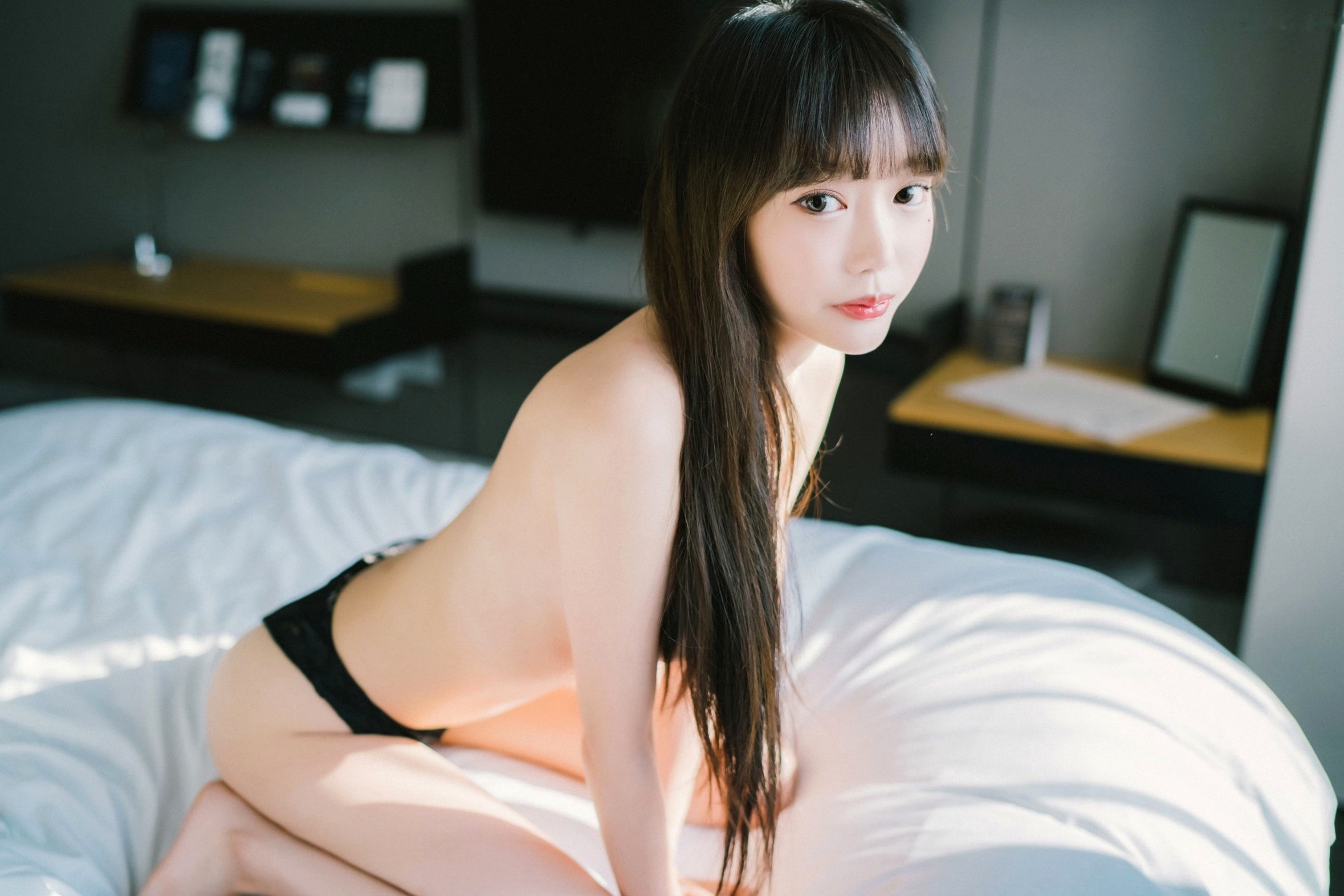 Gallery - 韩国美女Jucy-쥬시私房照-那一天卷2-极致蕾丝内衣诱惑-尽显火辣曲线与冷艳气质韩国性感私房照诱惑大尺度 女神私房照_秀色女神 - image 25