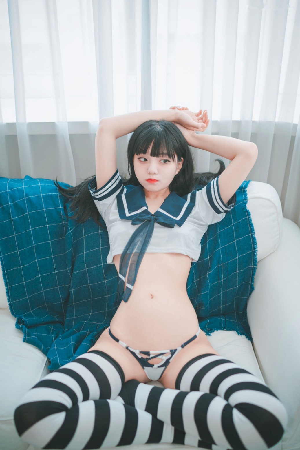 Gallery - 韩国美女Jenny 정제니 甜美水手服条纹袜室内写真 纯欲海军风私房诱惑韩国性感诱惑私房照角色扮演 女神私房照_秀色女神 - image 5