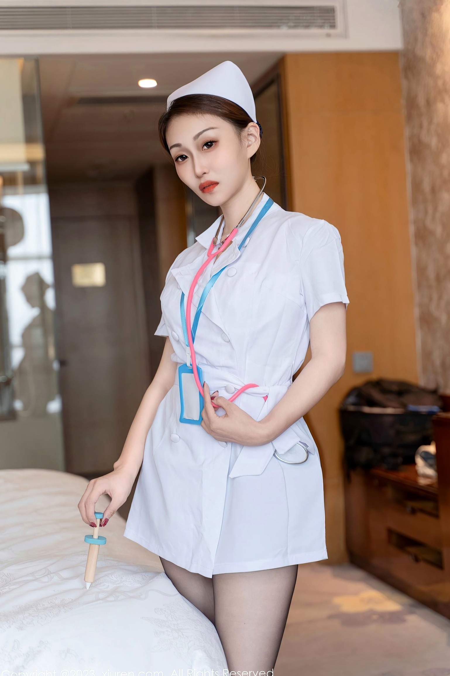 Gallery - XiuRen秀人网 - XiuRen -6971-妖_Baby-性感护士制服诱惑，知性黑丝长腿私房写真-2023.06.26秀人网 - XiuRen 护士黑丝性感私房照 女神私房照_秀色女神 - image 9
