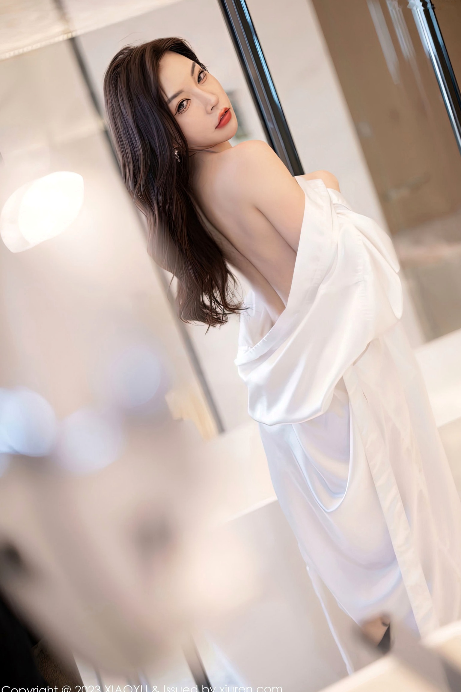 Gallery - XiaoYu语画界 - Painting World -957-徐莉芝：室内私房写真，白色露肩紧身裙与超薄丝袜，展现绝美腿部曲线与优雅性感风情-2023.02.02语画界 - Painting World 性感诱惑丝袜私房照女神 女神私房照_秀色女神 - image 56