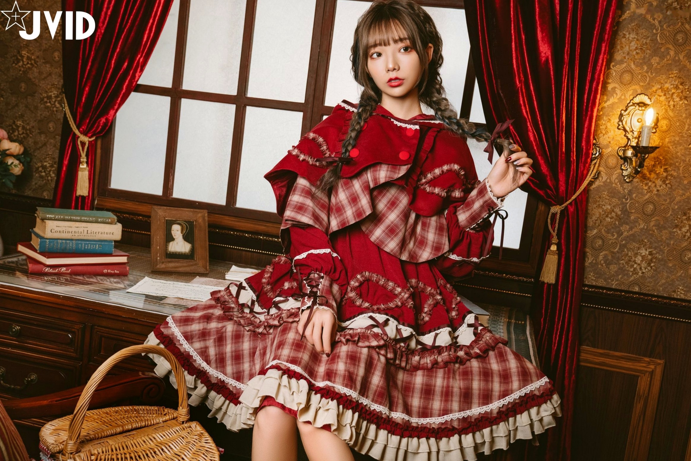 Gallery - JVID-啾啾-啾啾の奇妙な冒険-小紅帽小公主-角色扮演童话风复古写真-No.604角色扮演萌系萝莉JVID 女神私房照_秀色女神 - image 4
