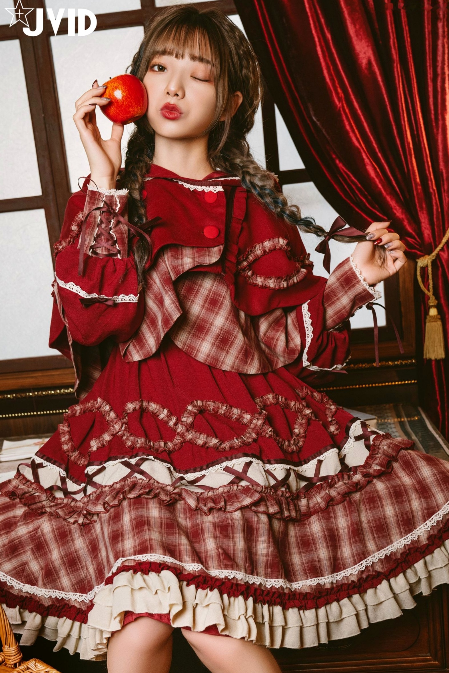 Gallery - JVID-啾啾-啾啾の奇妙な冒険-小紅帽小公主-角色扮演童话风复古写真-No.604角色扮演萌系萝莉JVID 女神私房照_秀色女神 - image 5