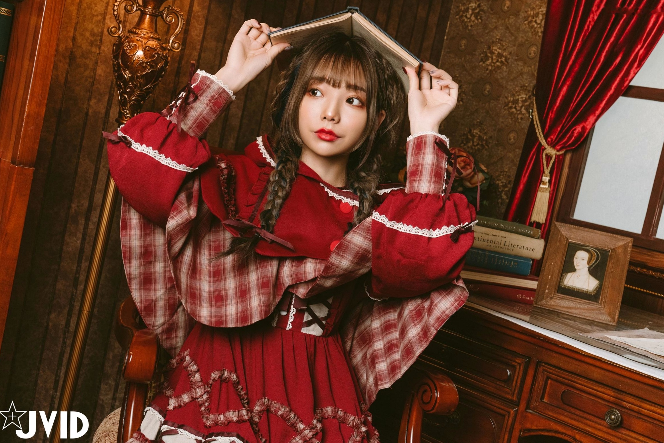 Gallery - JVID-啾啾-啾啾の奇妙な冒険-小紅帽小公主-角色扮演童话风复古写真-No.604角色扮演萌系萝莉JVID 女神私房照_秀色女神 - image 32