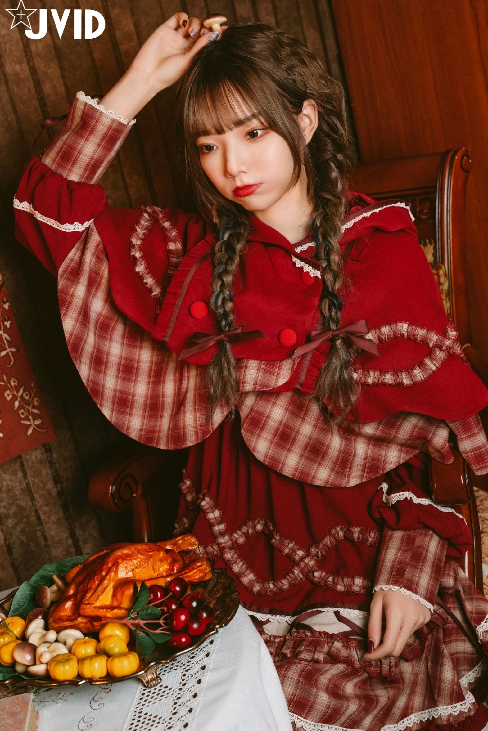 Gallery - JVID-啾啾-啾啾の奇妙な冒険-小紅帽小公主-角色扮演童话风复古写真-No.604角色扮演萌系萝莉JVID 女神私房照_秀色女神 - image 44