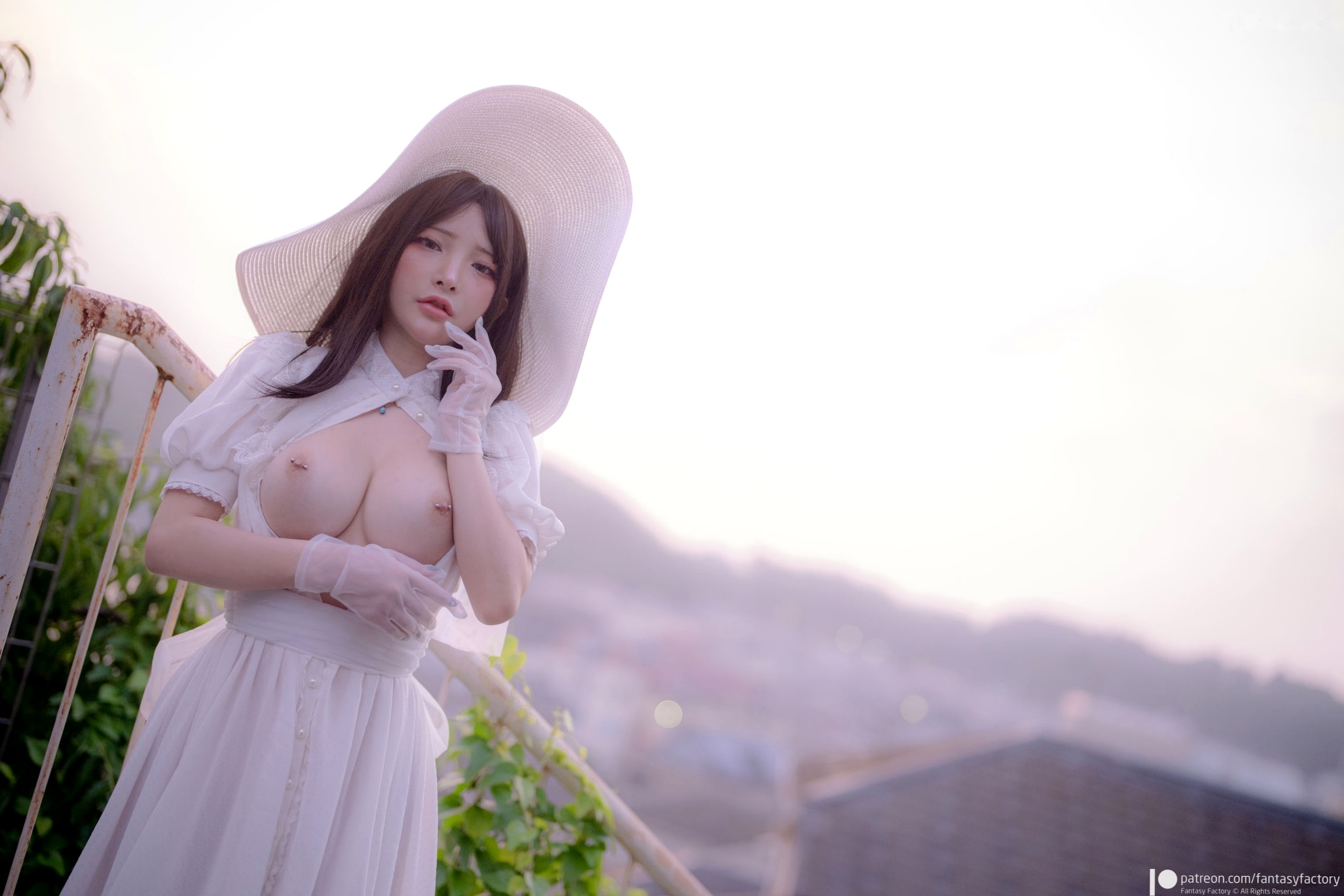 Gallery - Fantasy-Factory-小丁Ding-八尺大人-Hachishaku-sama-2022.12-户外cos-性感写真-大尺度-白嫩女神诱惑私房照白嫩大尺度角色扮演 女神私房照_秀色女神 - image 9