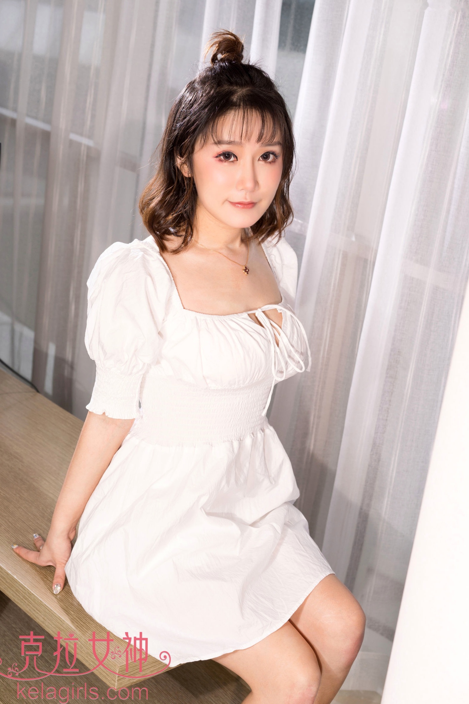 Gallery - 克拉女神-柠儿-《浑圆の臀》私房写真，性感女神居家诱惑，极致美臀展现迷人曲线性感私房照诱惑美臀极品 女神私房照_秀色女神 - image 6