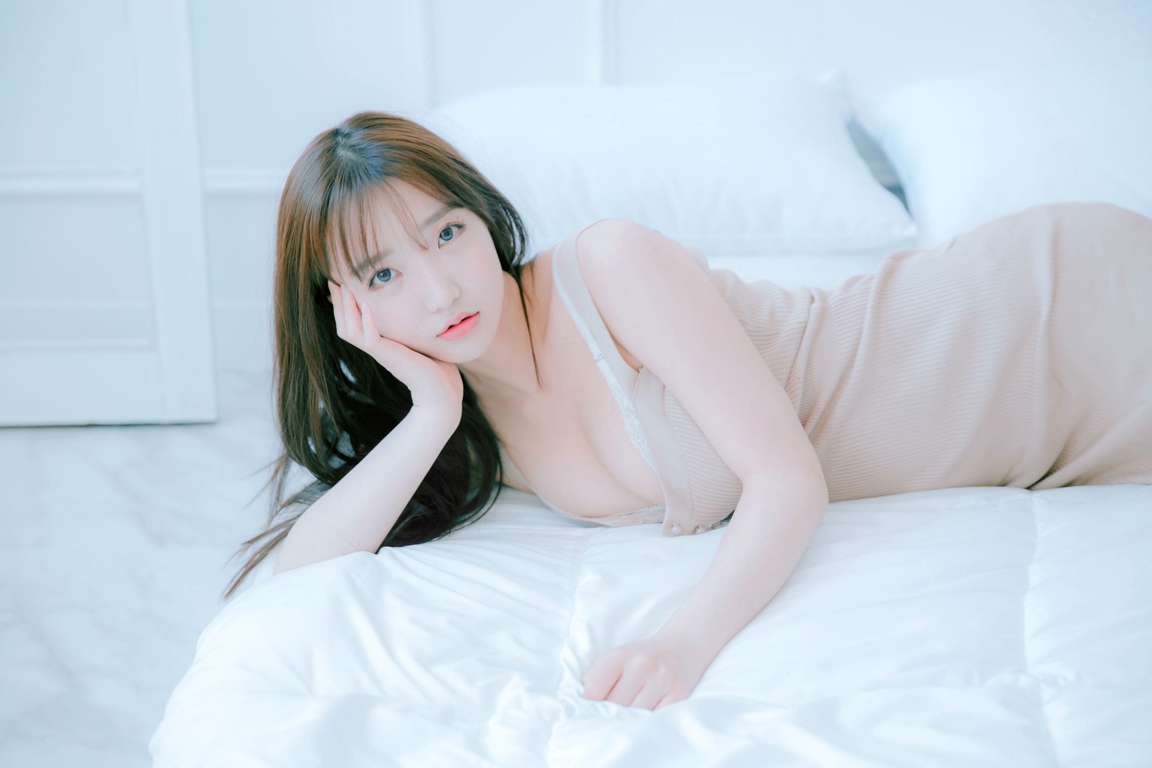 Gallery - 韩国美女孙乐乐Son Ye-Eun换装秀：清纯女仆装与简约针织裙私房照，展现极致纯欲清新女神风采，绝美视觉盛宴韩国女神私房照女仆清新 女神私房照_秀色女神 - image 45