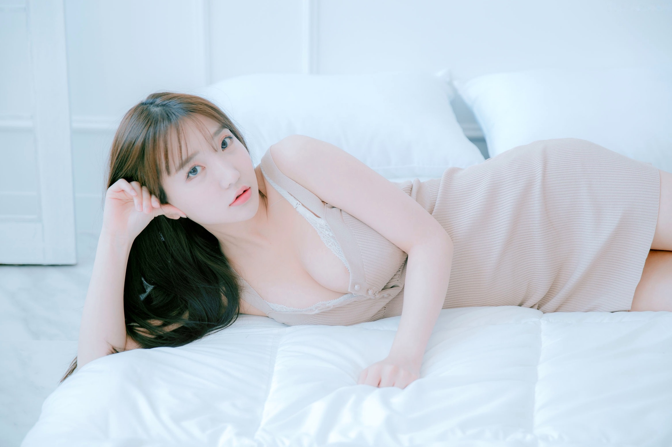 Gallery - 韩国美女孙乐乐Son Ye-Eun换装秀：清纯女仆装与简约针织裙私房照，展现极致纯欲清新女神风采，绝美视觉盛宴韩国女神私房照女仆清新 女神私房照_秀色女神 - image 46