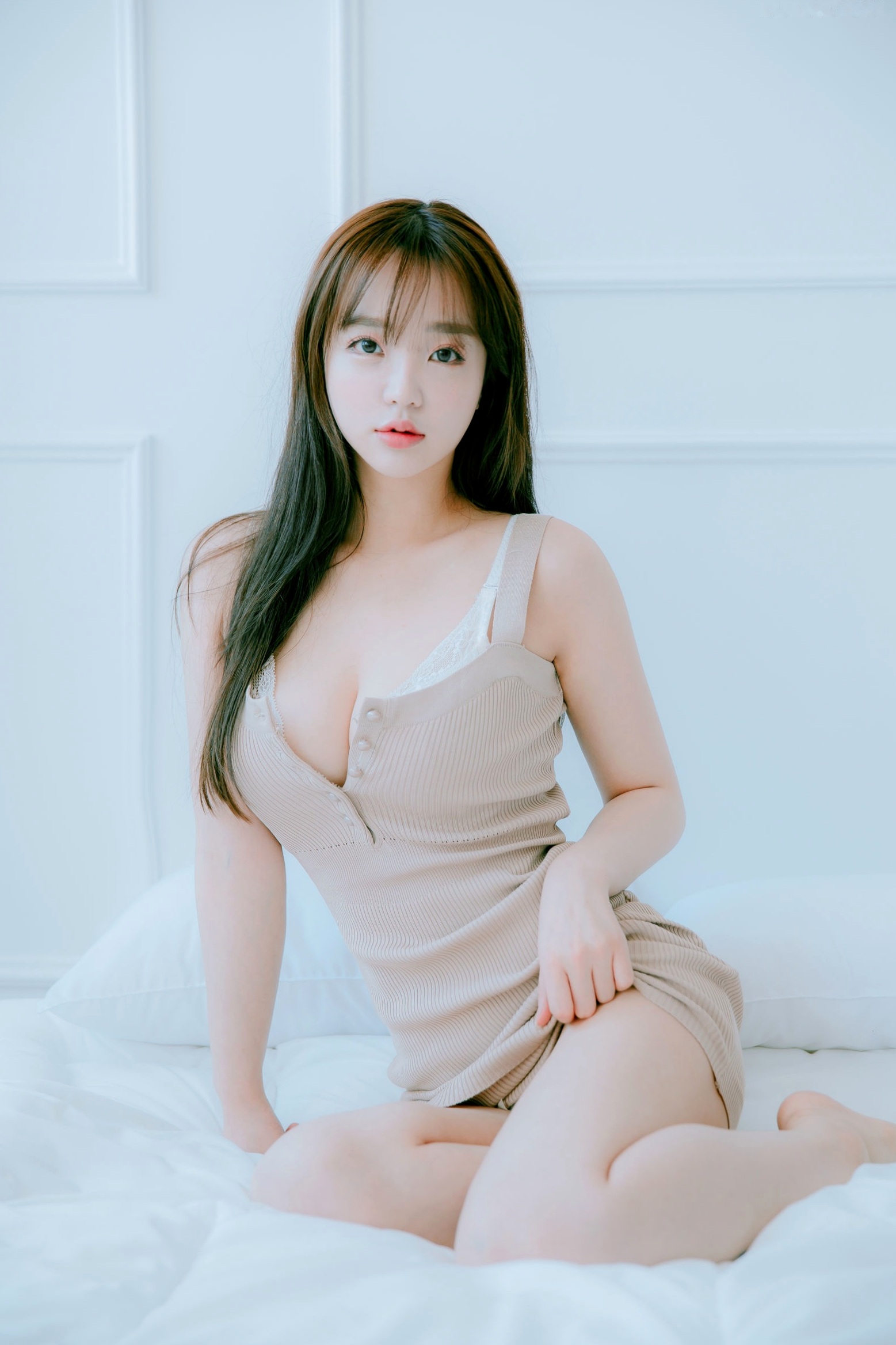 Gallery - 韩国美女孙乐乐Son Ye-Eun换装秀：清纯女仆装与简约针织裙私房照，展现极致纯欲清新女神风采，绝美视觉盛宴韩国女神私房照女仆清新 女神私房照_秀色女神 - image 51