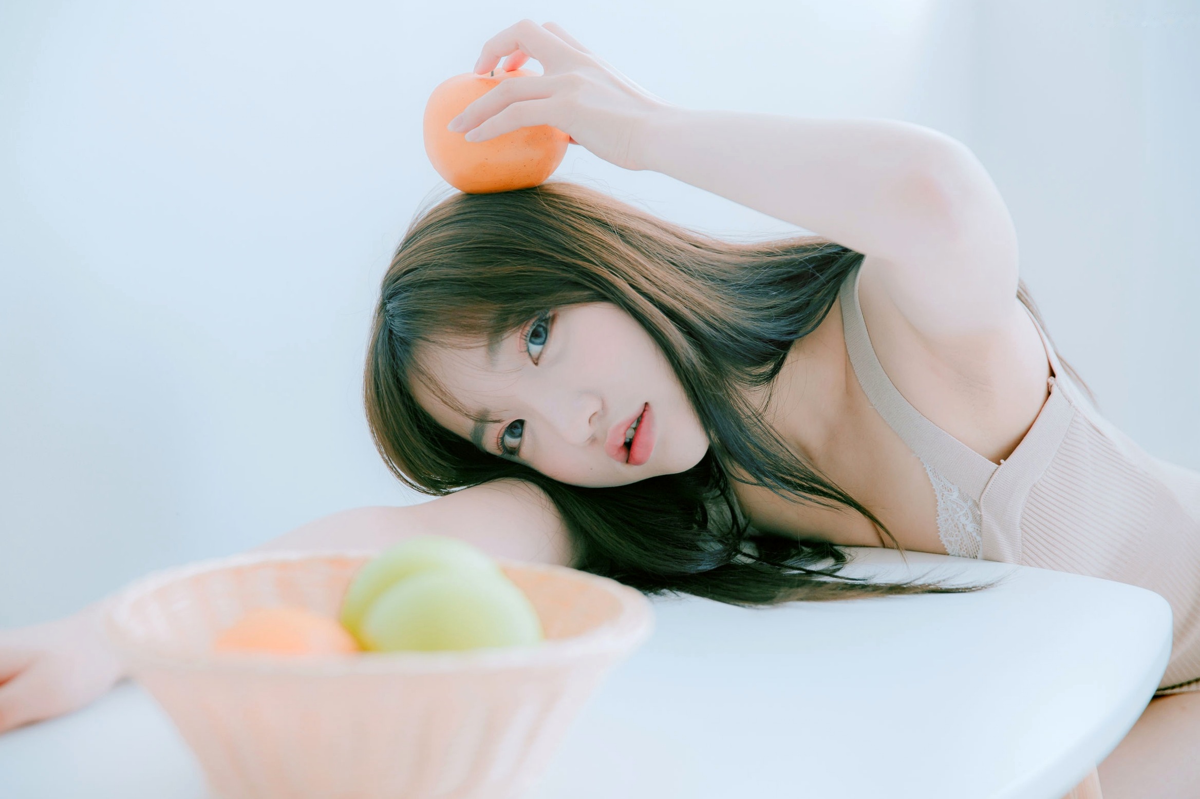 Gallery - 韩国美女孙乐乐Son Ye-Eun换装秀：清纯女仆装与简约针织裙私房照，展现极致纯欲清新女神风采，绝美视觉盛宴韩国女神私房照女仆清新 女神私房照_秀色女神 - image 80