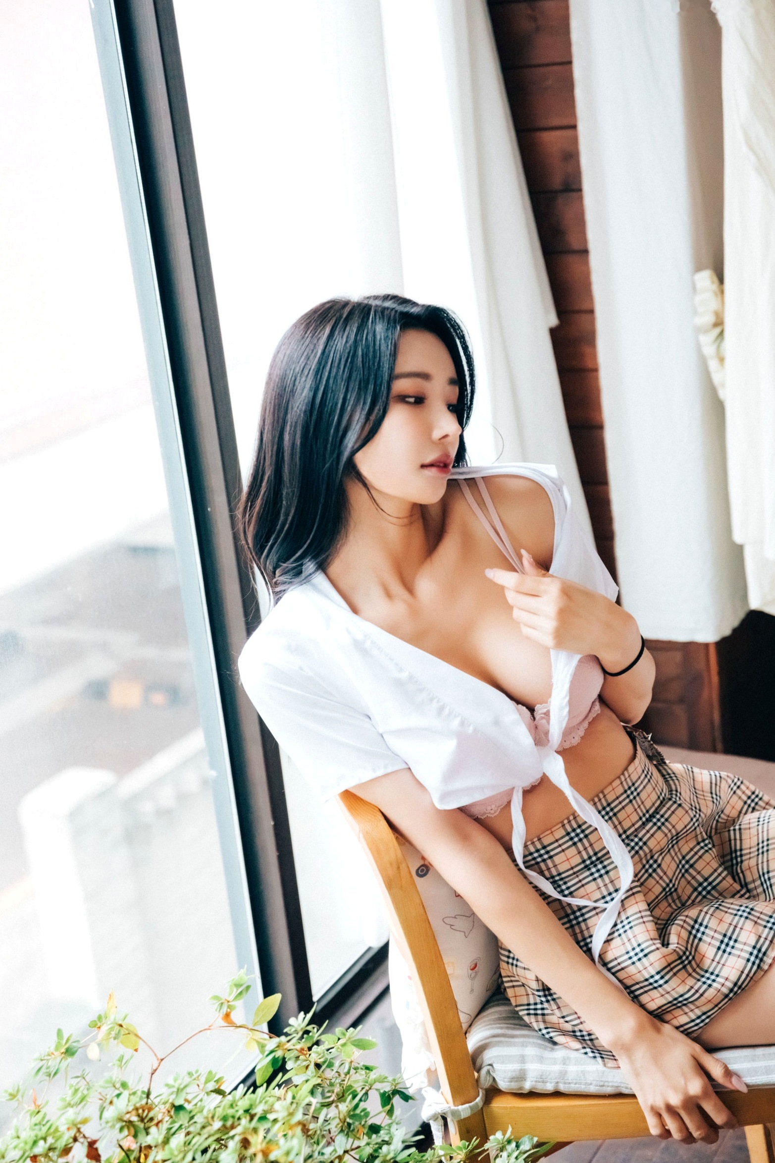Gallery - 韩国美女-妍宇-YeonYu-First-play-私房写真-居家性感诱惑-大尺度人体艺术韩国私房照大尺度性感白嫩 女神私房照_秀色女神 - image 95
