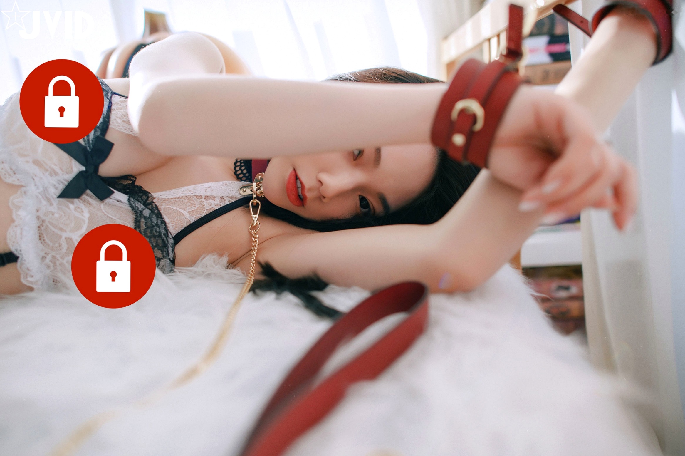 Gallery - JVID啾啾万圣节特辑：性感小恶魔cosplay制服诱惑，蕾丝内衣搭配黑色丝袜，打造魅力节日写真性感诱惑角色扮演内衣JVID 女神私房照_秀色女神 - image 2
