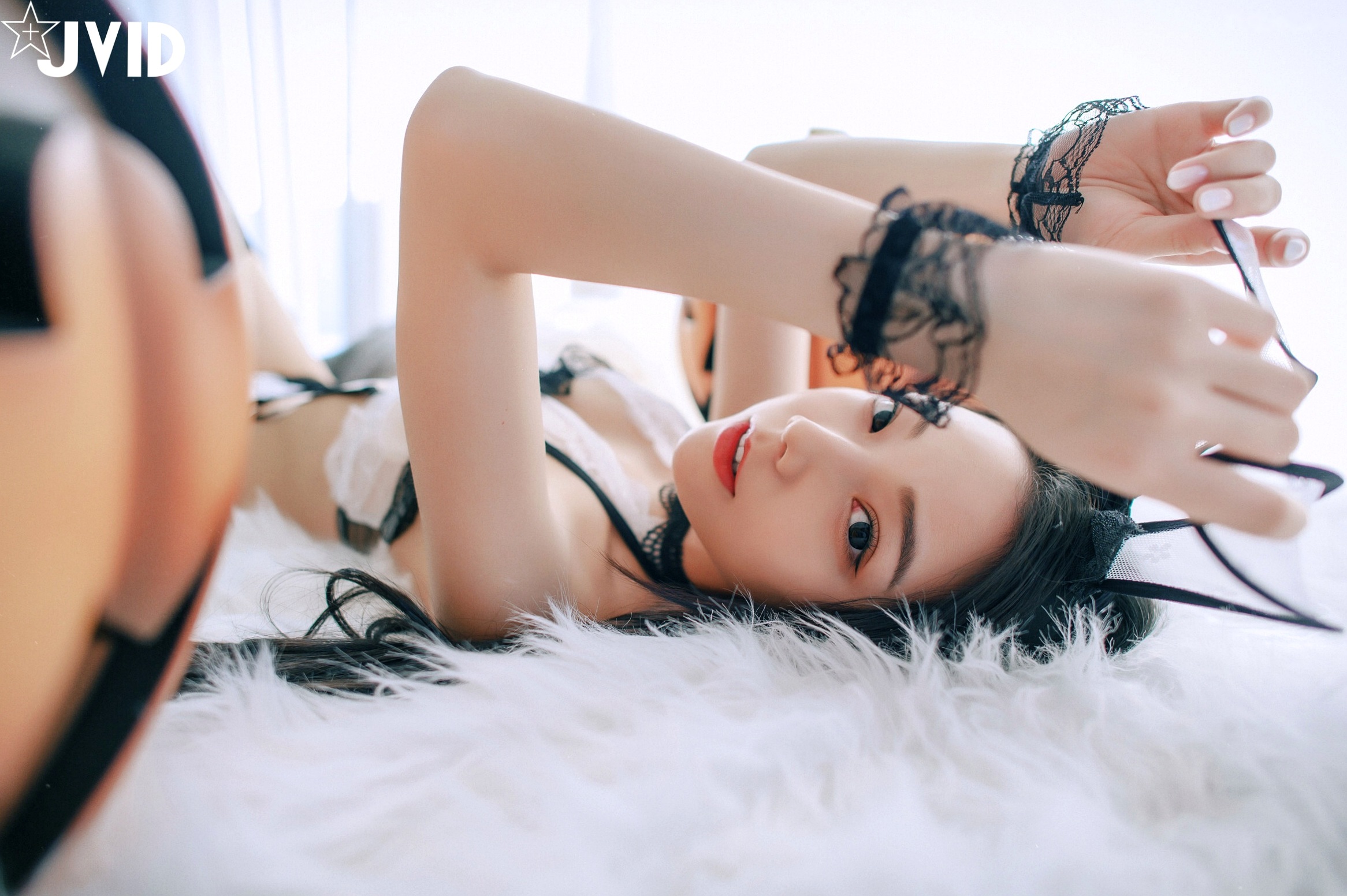 Gallery - JVID啾啾万圣节特辑：性感小恶魔cosplay制服诱惑，蕾丝内衣搭配黑色丝袜，打造魅力节日写真性感诱惑角色扮演内衣JVID 女神私房照_秀色女神 - image 79