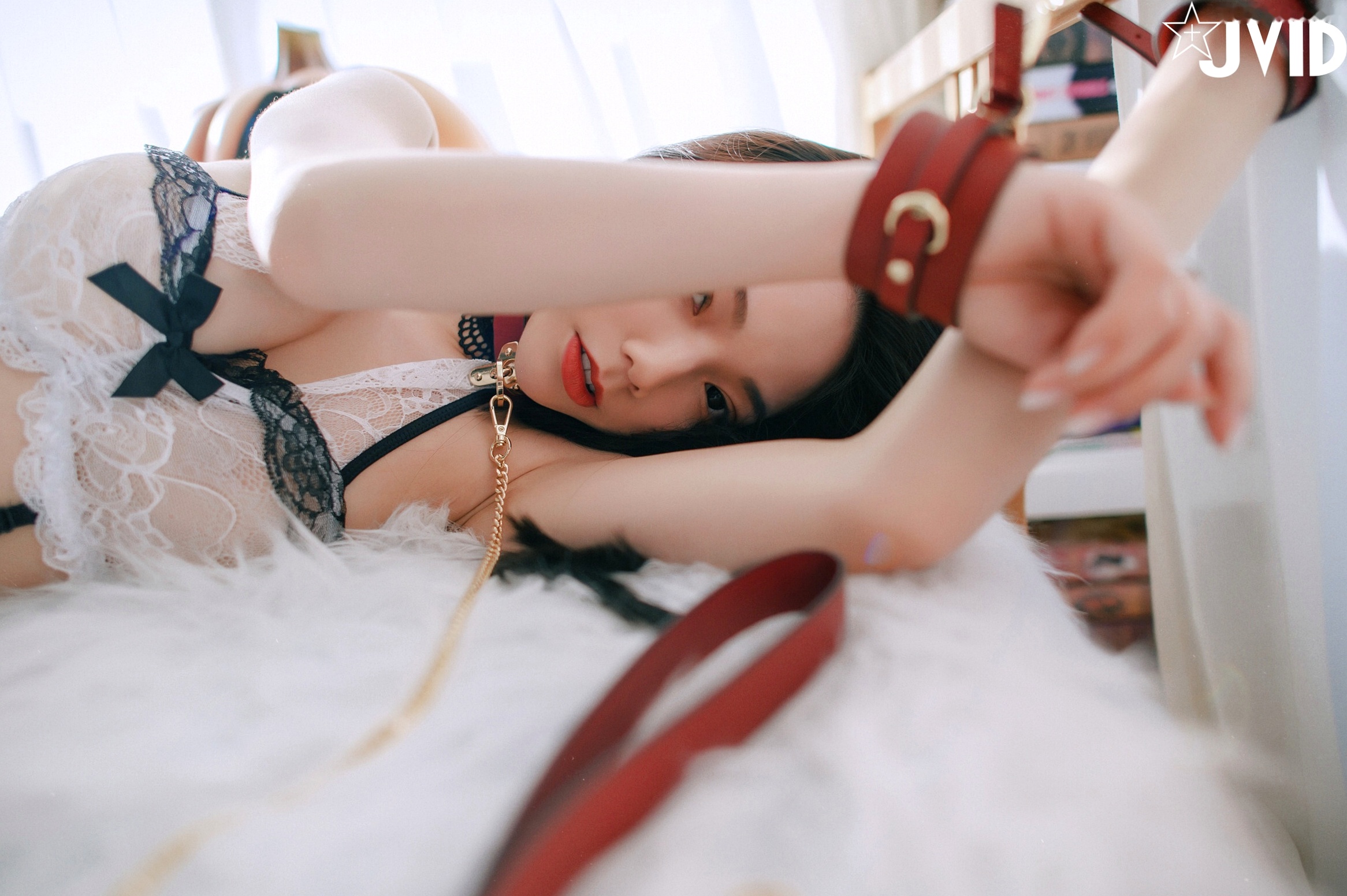Gallery - JVID啾啾万圣节特辑：性感小恶魔cosplay制服诱惑，蕾丝内衣搭配黑色丝袜，打造魅力节日写真性感诱惑角色扮演内衣JVID 女神私房照_秀色女神 - image 80
