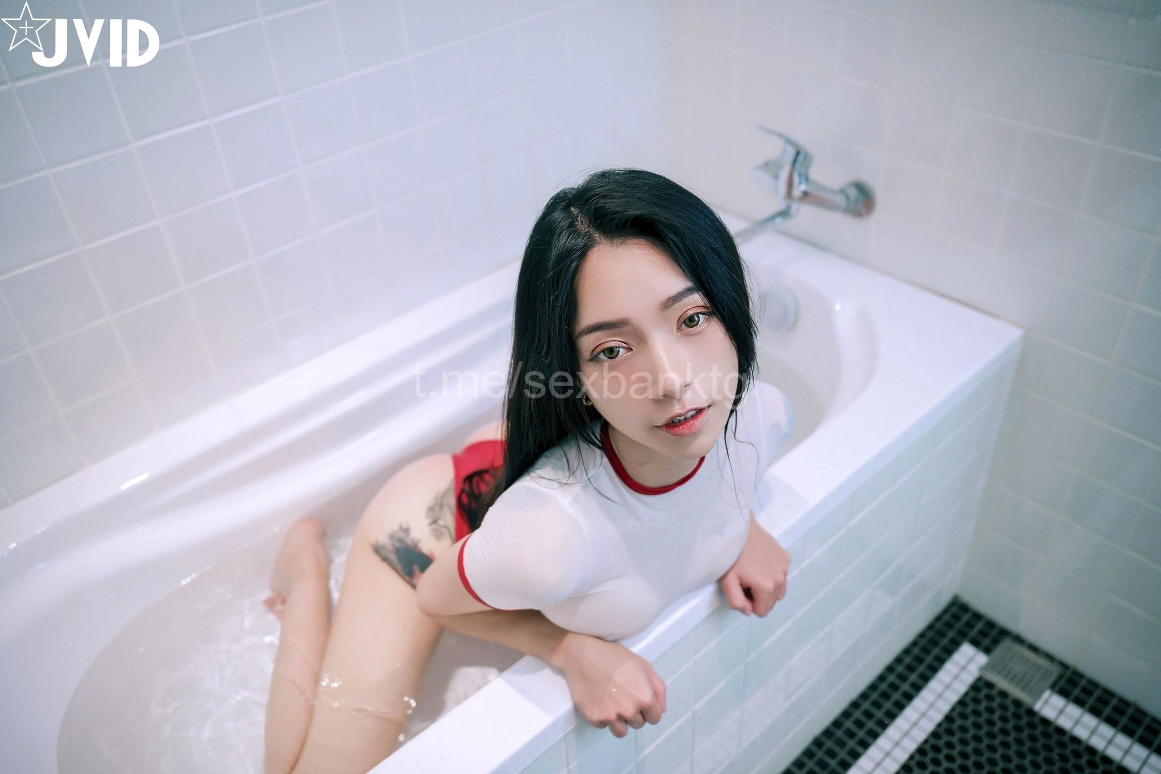 Gallery - JVID-飄飄-紅色性感連體衣與針織衫的誘惑-私房浴室寫真-No.543性感诱惑私房照JVID 女神私房照_秀色女神 - image 43