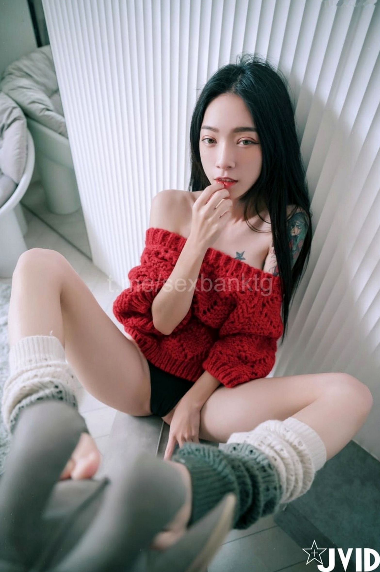 Gallery - JVID-飄飄-紅色性感連體衣與針織衫的誘惑-私房浴室寫真-No.543性感诱惑私房照JVID 女神私房照_秀色女神 - image 103