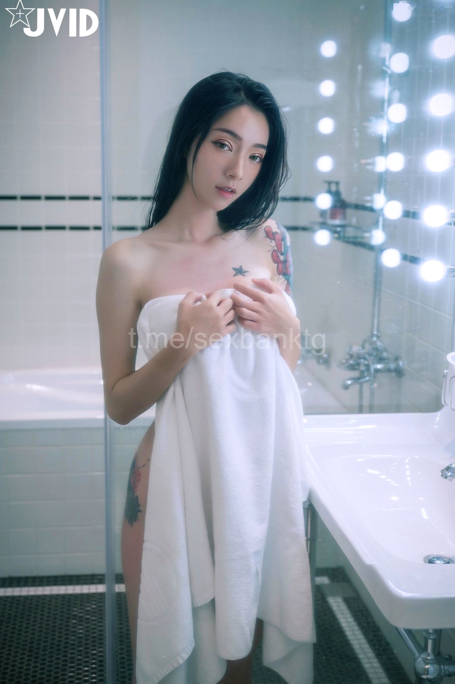 Gallery - JVID-飄飄-紅色性感連體衣與針織衫的誘惑-私房浴室寫真-No.543性感诱惑私房照JVID 女神私房照_秀色女神 - image 139