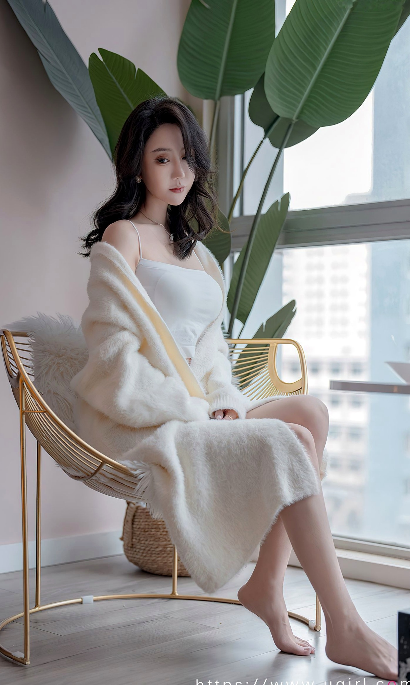 Gallery - UGirlsApp尤果圈 - Chiness Model 爱尤物 - Love Beauty -2615-模特 - model孙一菲《梦海深处》高清写真，涵盖针织居家、私房内衣与办公室OL制服诱惑，气质迷人，风情万种爱尤物 - Love Beauty 性感私房照制服尤物气质 女神私房照_秀色女神 - image 17