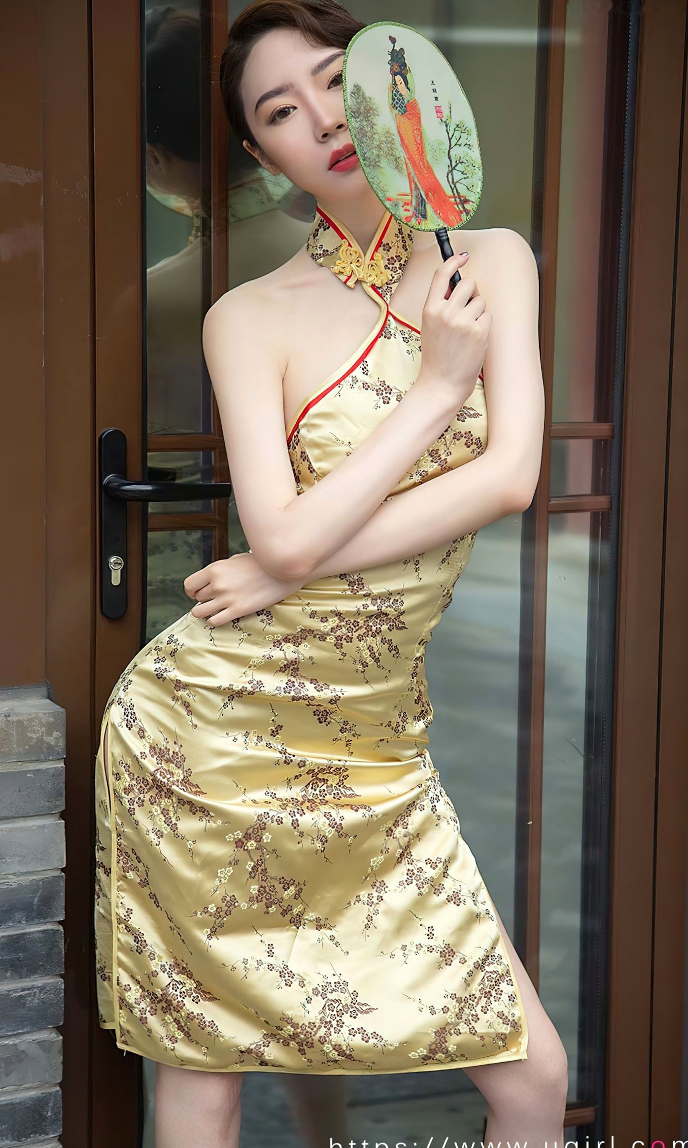 Gallery - 尤果网 - Chiness Model 美幸baby《落满蝴蝶的诗篇》合辑：精选性感护士制服与古典旗袍，演绎百变诱惑女神爱尤物 - Love Beauty 尤物性感护士旗袍角色扮演 女神私房照_秀色女神 - image 7
