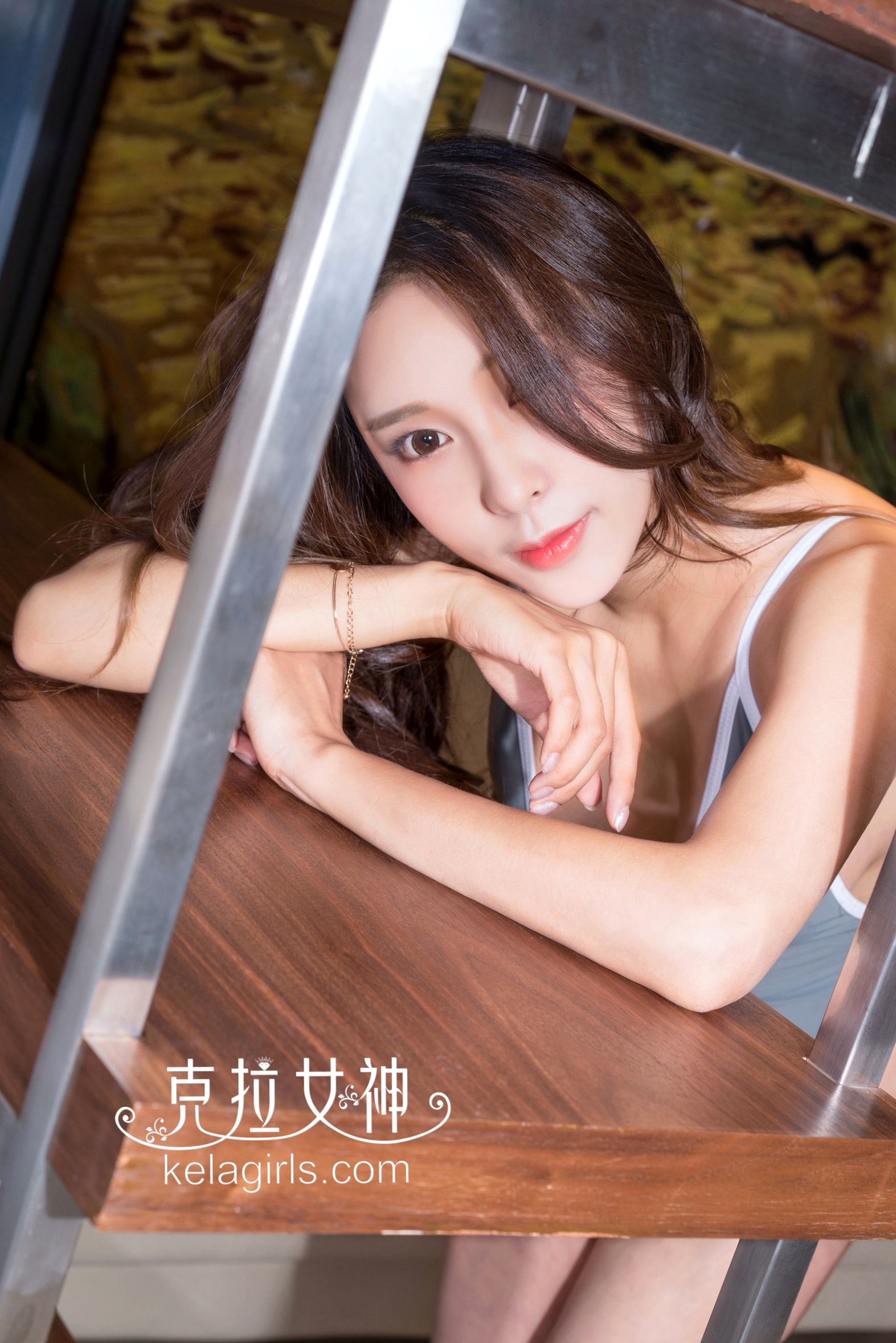 Gallery - KelaGirls克拉女神-子吟-《暗藏汹涌》：性感深V连体泳衣私房写真，曲线撩人，极品女神诱惑大片性感克拉女神诱惑私房照极品 女神私房照_秀色女神 - image 20