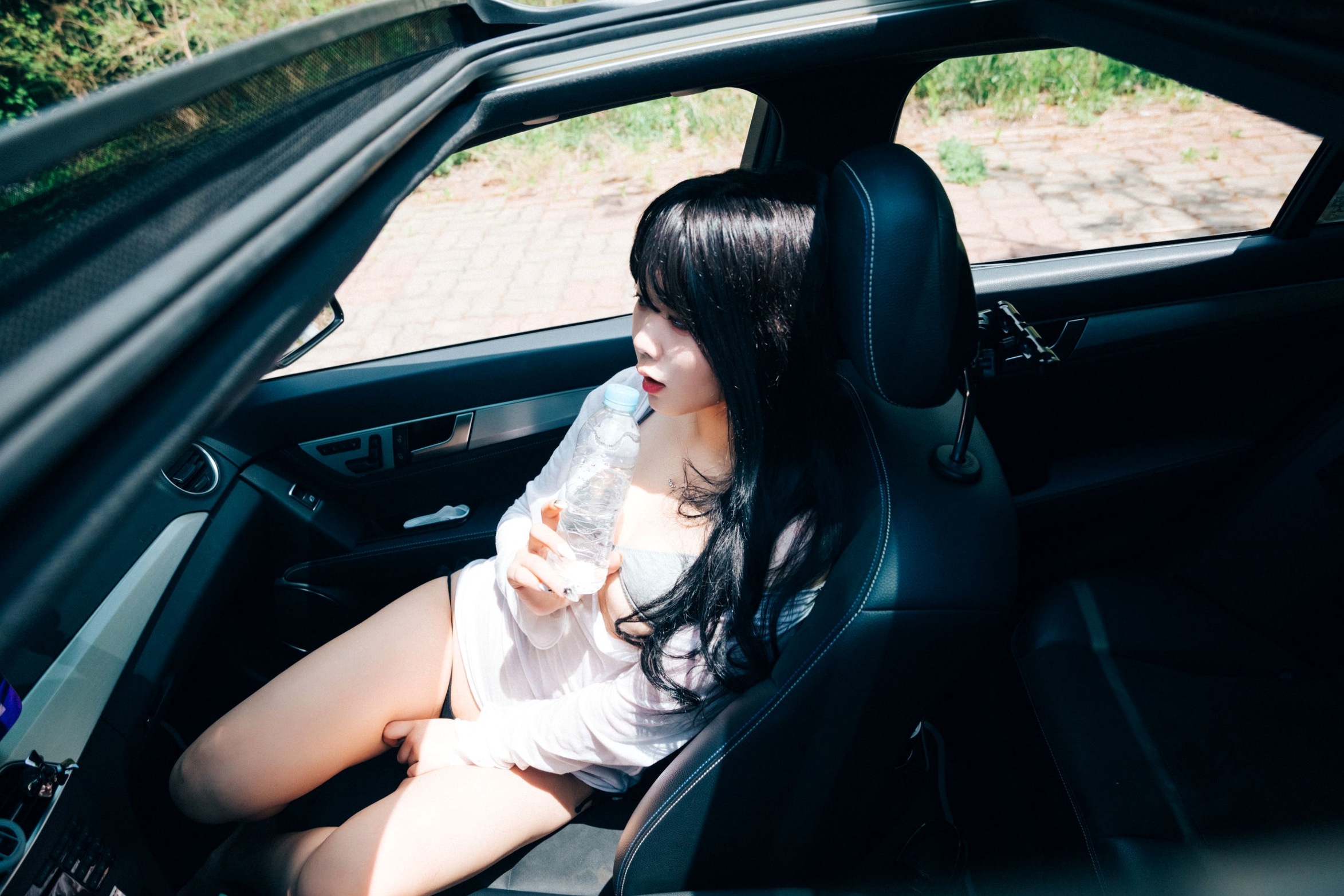 Gallery - 韩国女神琪雅Zia私房大尺度写真：黑丝诱惑与卧室情景演绎，性感尤物精致迷人韩国丝袜性感私房照大尺度 女神私房照_秀色女神 - image 56