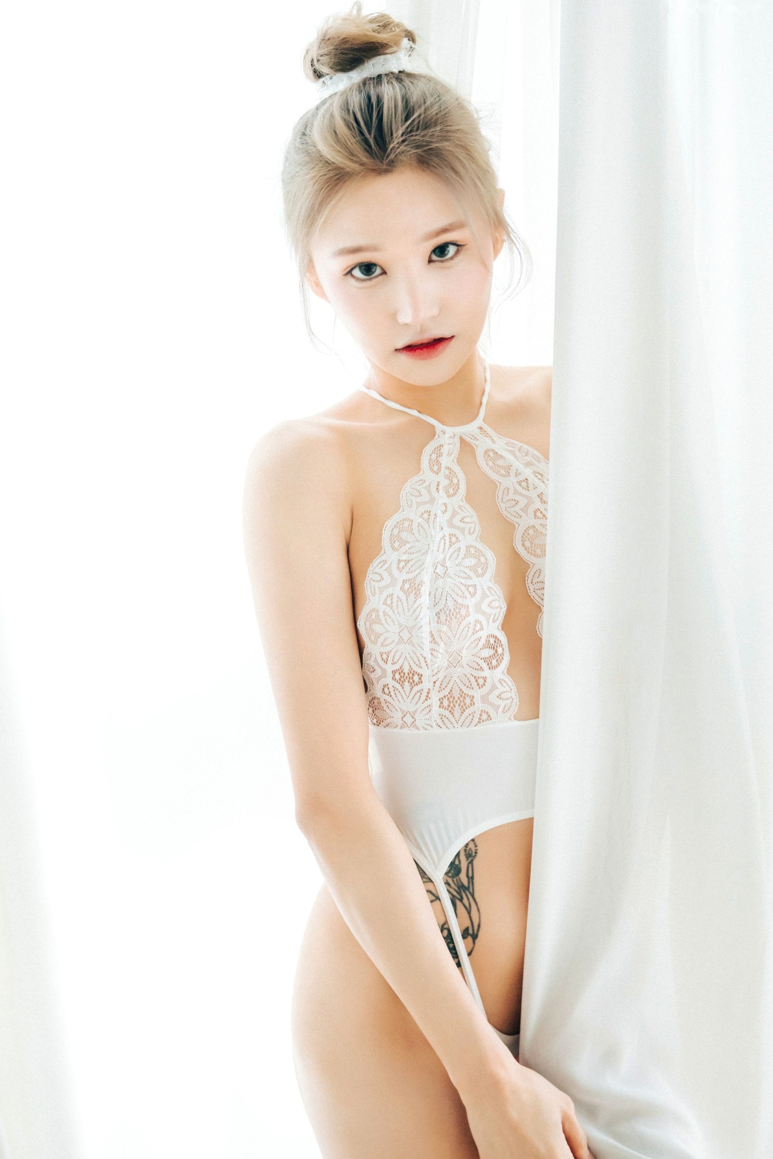Gallery - 韩国美女Taeri居家私房写真：蕾丝内衣与纹身美背，展现极品身材诱惑，清新又野性韩国性感诱惑私房照极品 女神私房照_秀色女神 - image 64