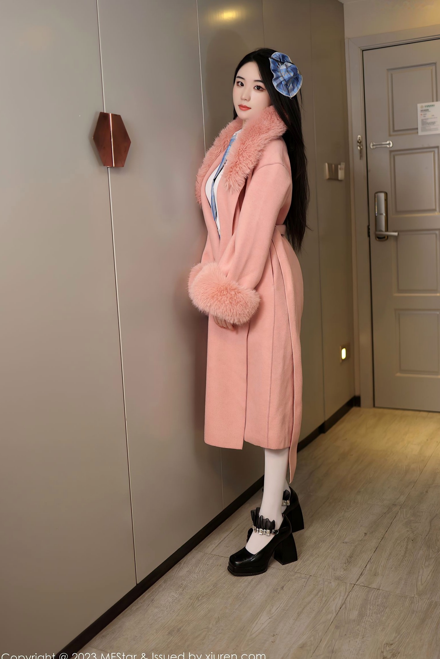 Gallery - MFStar模范学院591期：汐汐爱吃草莓性感制服诱惑，学妹校服私房照，展现曼妙曲线与美腿翘臀精选模范学院性感校服制服诱惑私房照 女神私房照_秀色女神 - image 1
