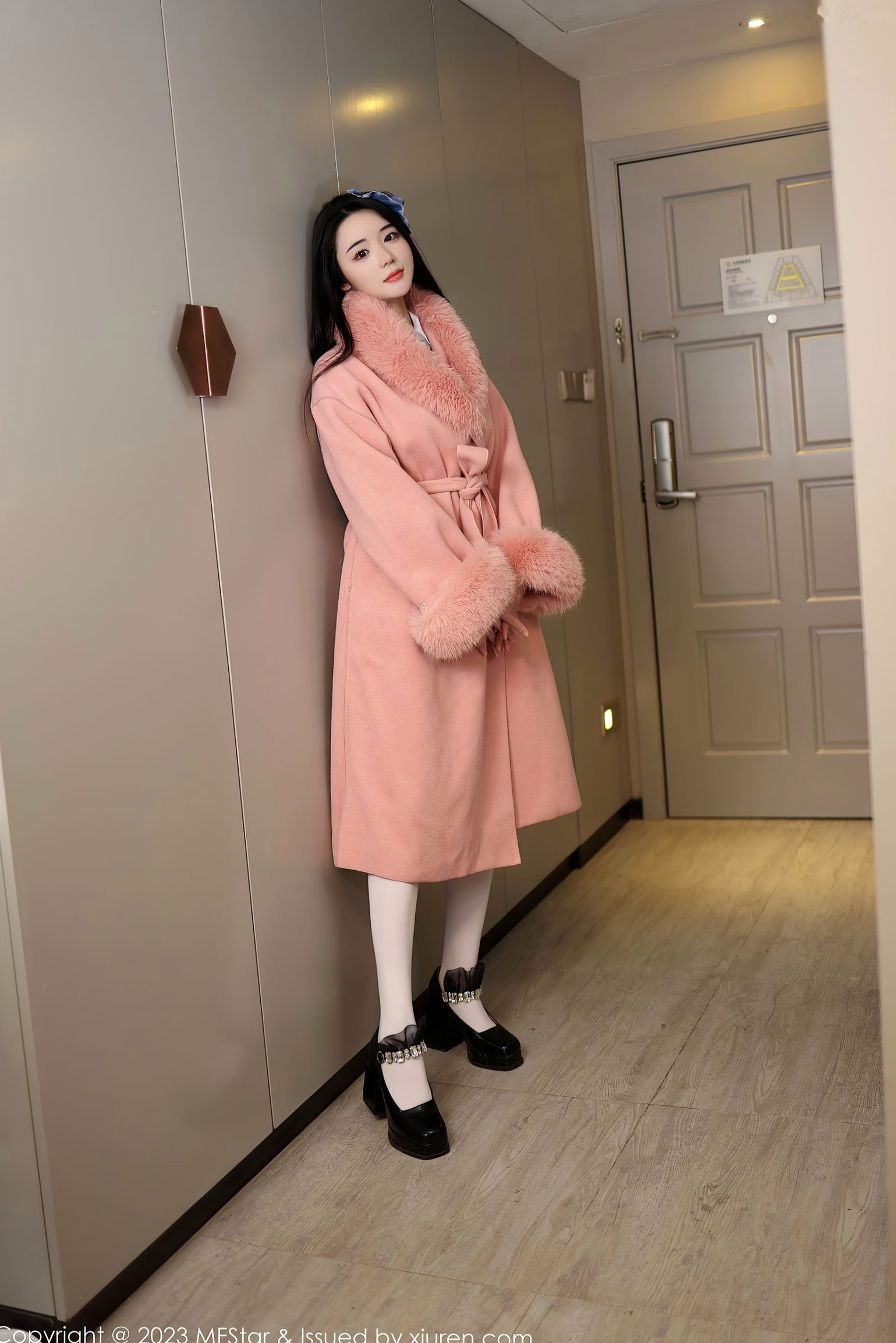 Gallery - MFStar模范学院591期：汐汐爱吃草莓性感制服诱惑，学妹校服私房照，展现曼妙曲线与美腿翘臀精选模范学院性感校服制服诱惑私房照 女神私房照_秀色女神 - image 73