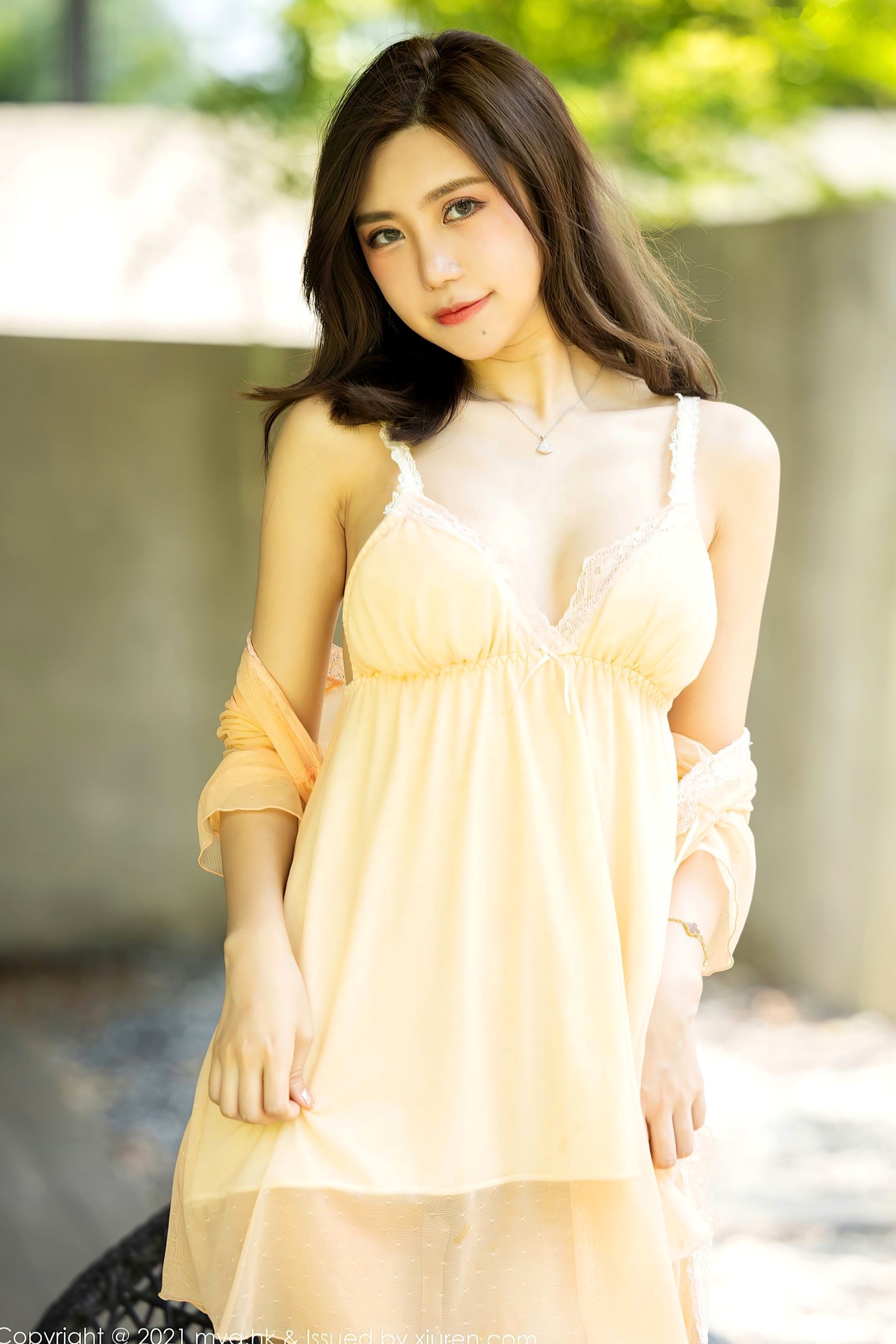 Gallery - MyGirl美媛馆561期：绮里嘉Carina淡黄薄纱睡衣极致诱惑，浴室湿身私房写真，高清无圣光绝美大尺度视觉盛宴美媛馆性感诱惑浴室湿身 女神私房照_秀色女神 - image 2