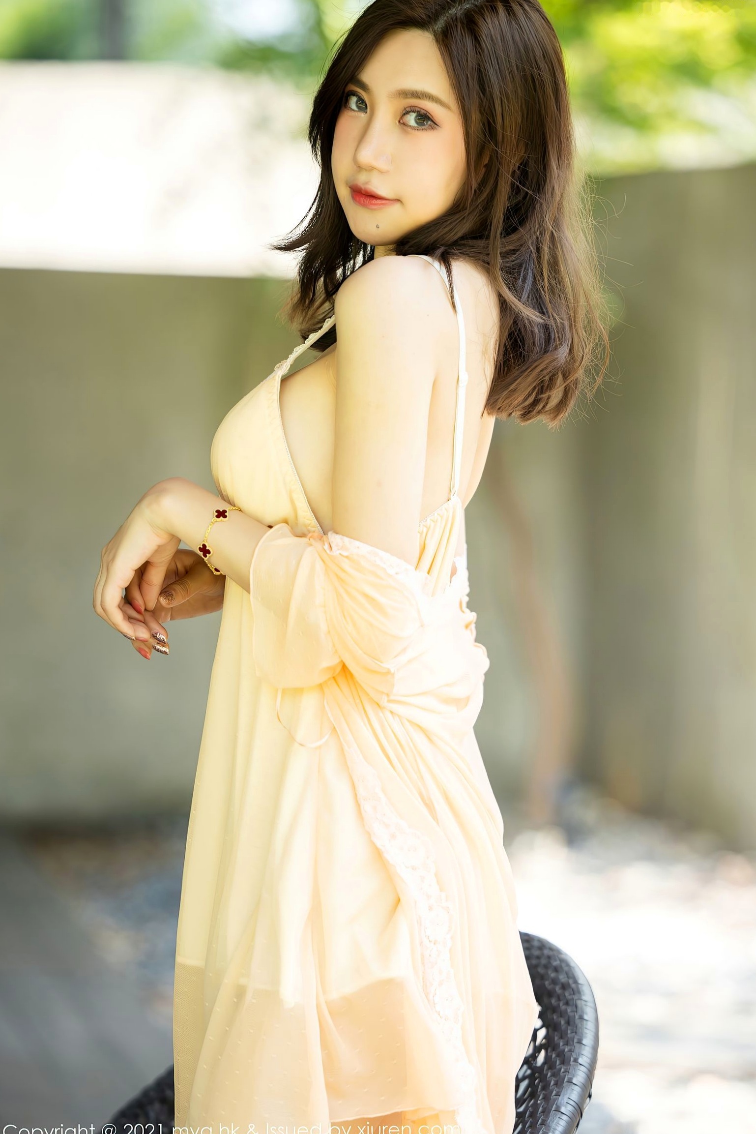 Gallery - MyGirl美媛馆561期：绮里嘉Carina淡黄薄纱睡衣极致诱惑，浴室湿身私房写真，高清无圣光绝美大尺度视觉盛宴美媛馆性感诱惑浴室湿身 女神私房照_秀色女神 - image 3
