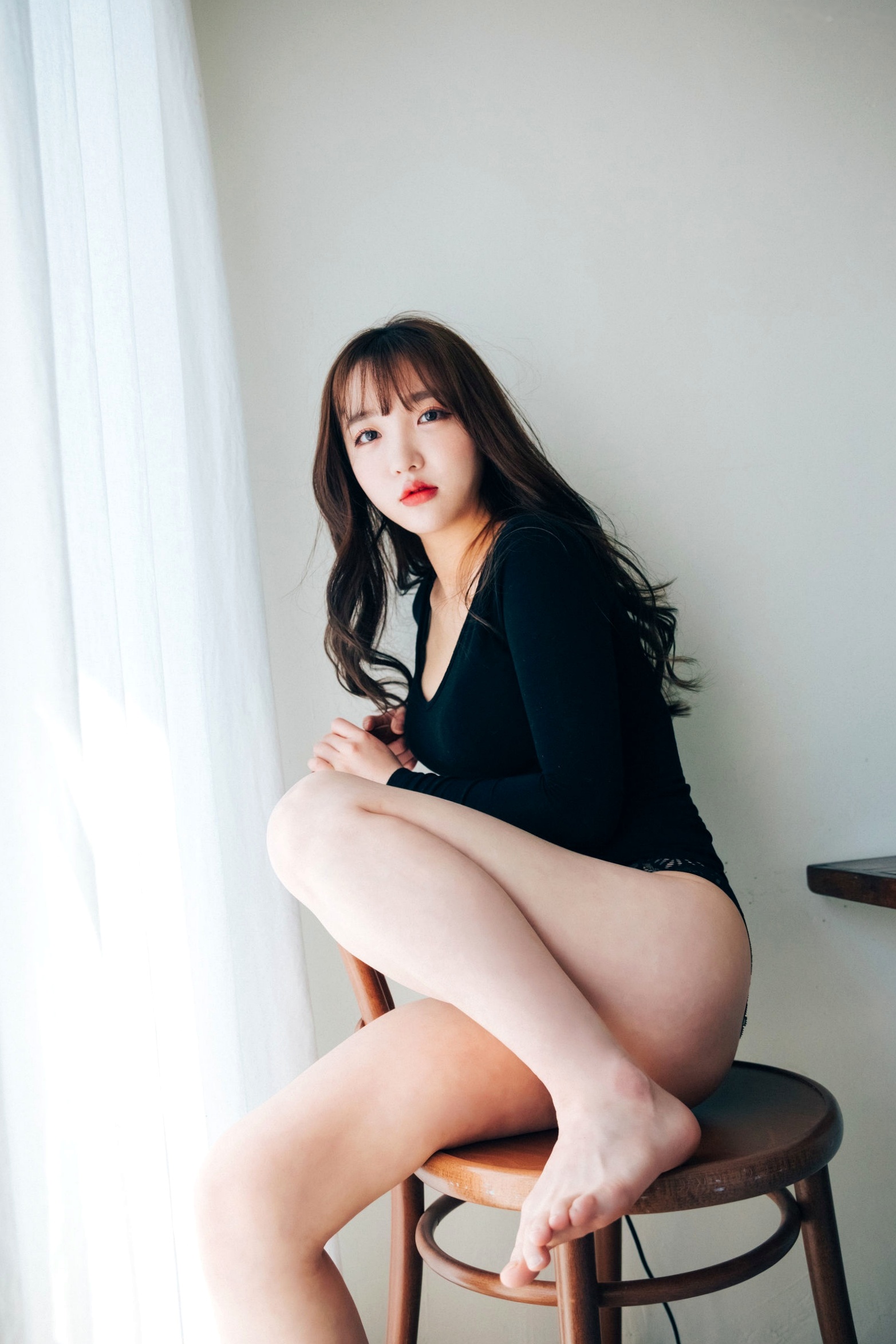 Gallery - 韩国美女孙乐乐Son YeEun私房写真，性感黑色内衣诱惑，浴室家居大尺度精选韩国性感内衣私房照女神 女神私房照_秀色女神 - image 2