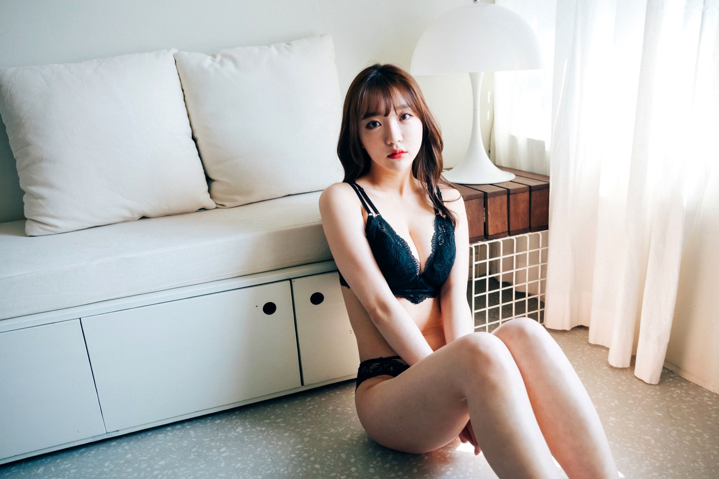 Gallery - 韩国美女孙乐乐Son YeEun私房写真，性感黑色内衣诱惑，浴室家居大尺度精选韩国性感内衣私房照女神 女神私房照_秀色女神 - image 5