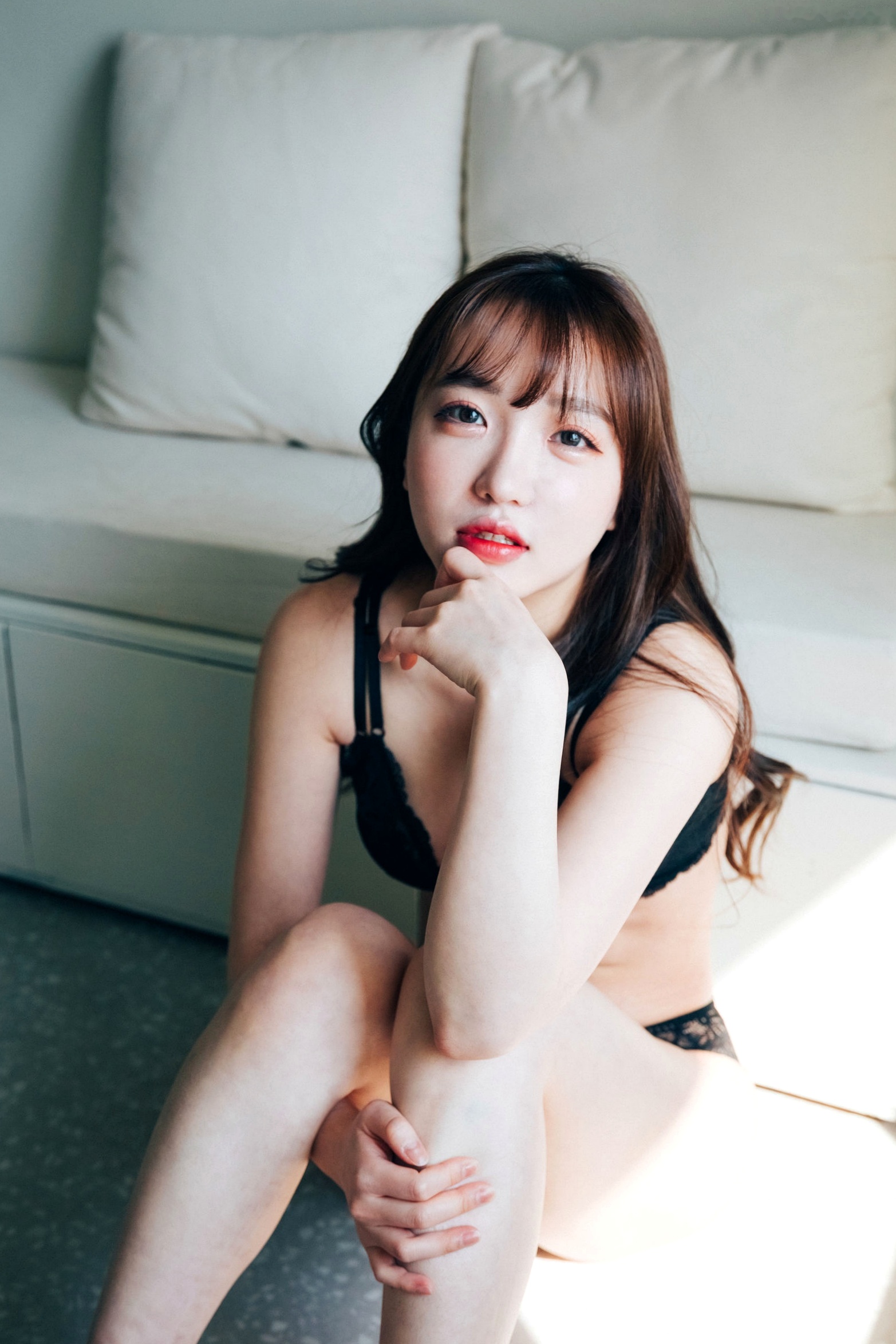 Gallery - 韩国美女孙乐乐Son YeEun私房写真，性感黑色内衣诱惑，浴室家居大尺度精选韩国性感内衣私房照女神 女神私房照_秀色女神 - image 7