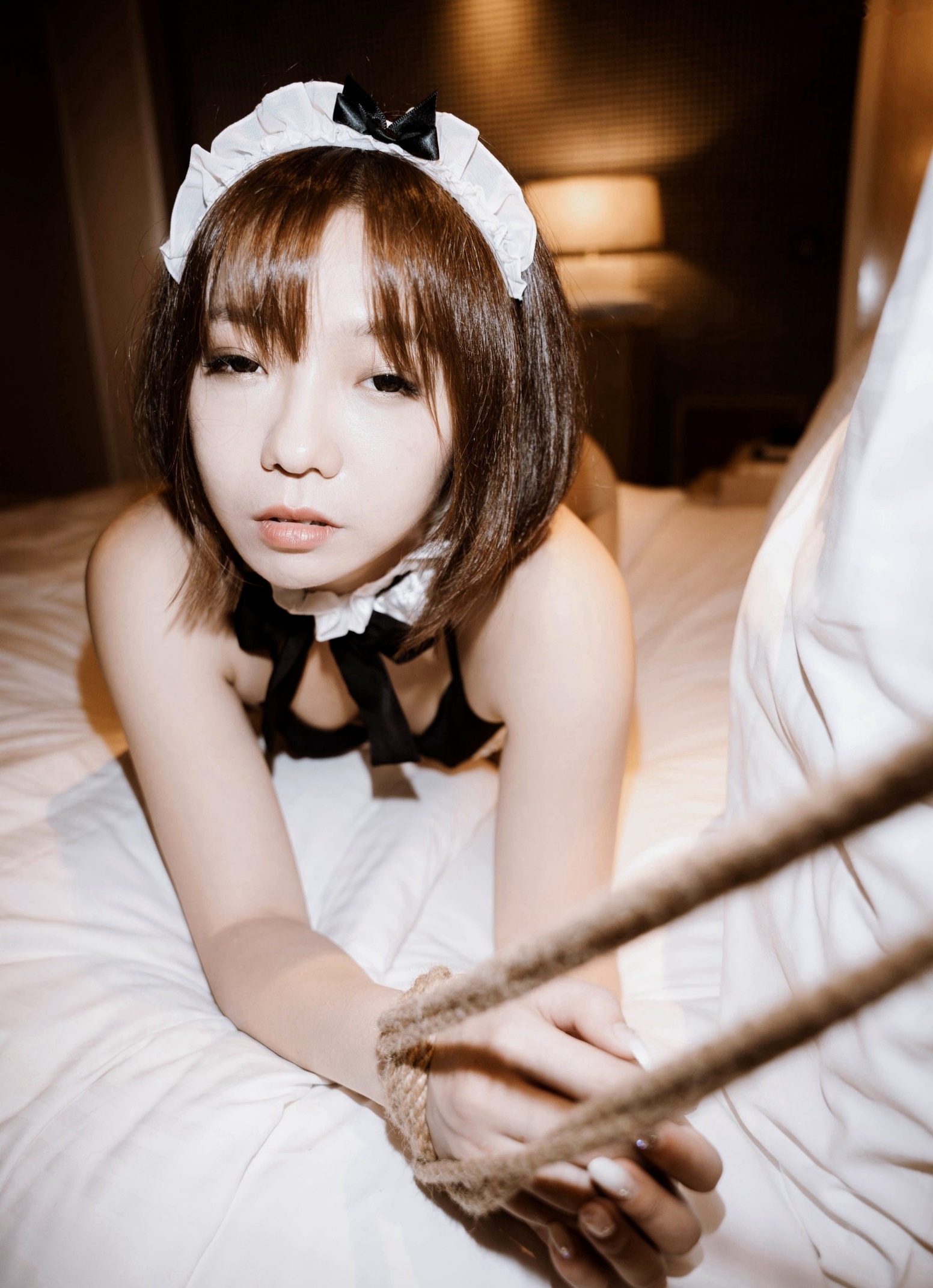 Gallery - JVID雅捷《钟点女仆》系列：极致诱惑女仆角色扮演，大尺度私房写真演绎媚惑美尻，心跳加速的卧室诱惑JVID女仆角色扮演大尺度诱惑私房照 女神私房照_秀色女神 - image 188