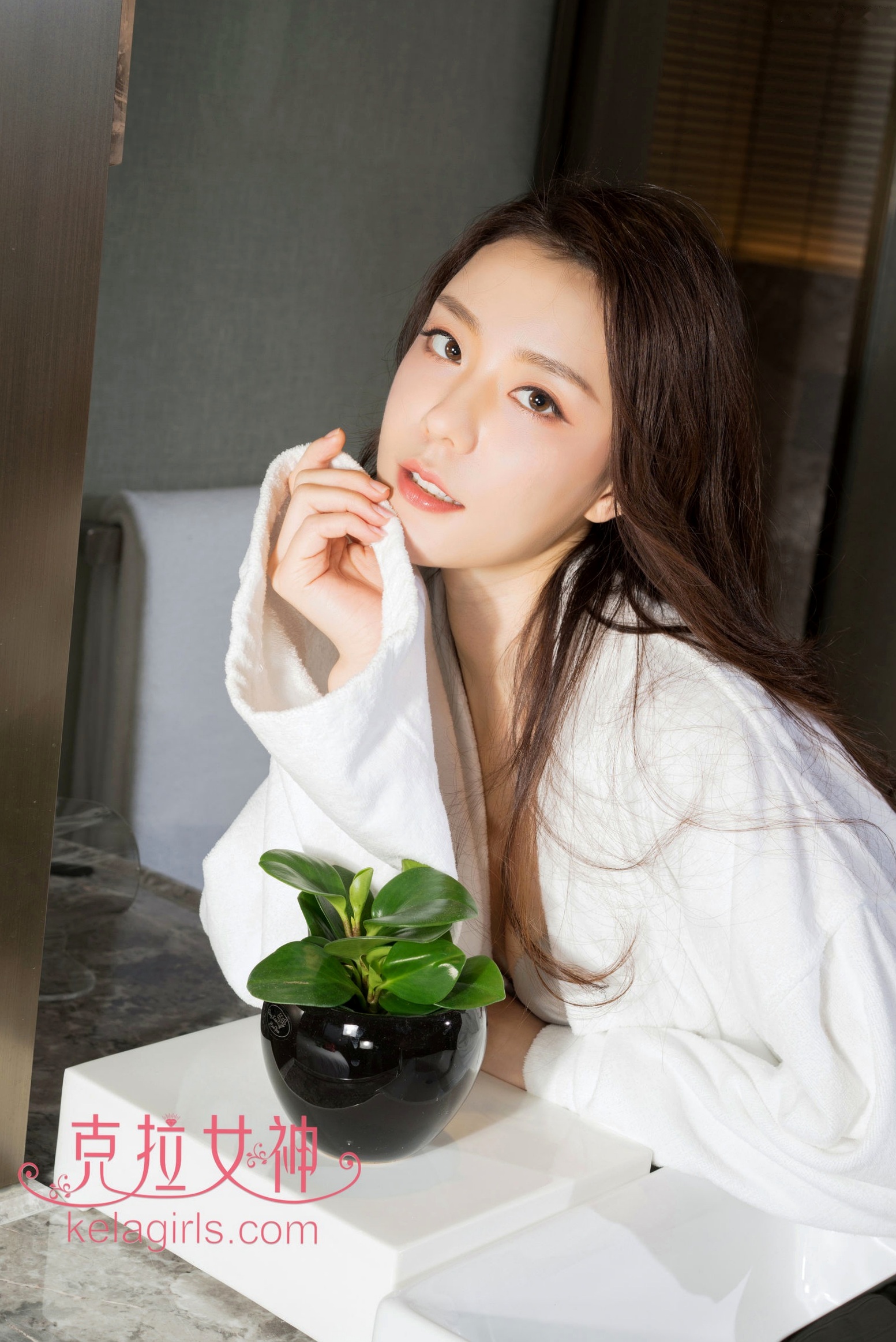 Gallery - KelaGirls克拉女神-2018.05.14-江琴《白璧无瑕》：浴室浴袍私房写真，尽显女神清纯知性美克拉女神浴室清纯气质私房照 女神私房照_秀色女神 - image 23