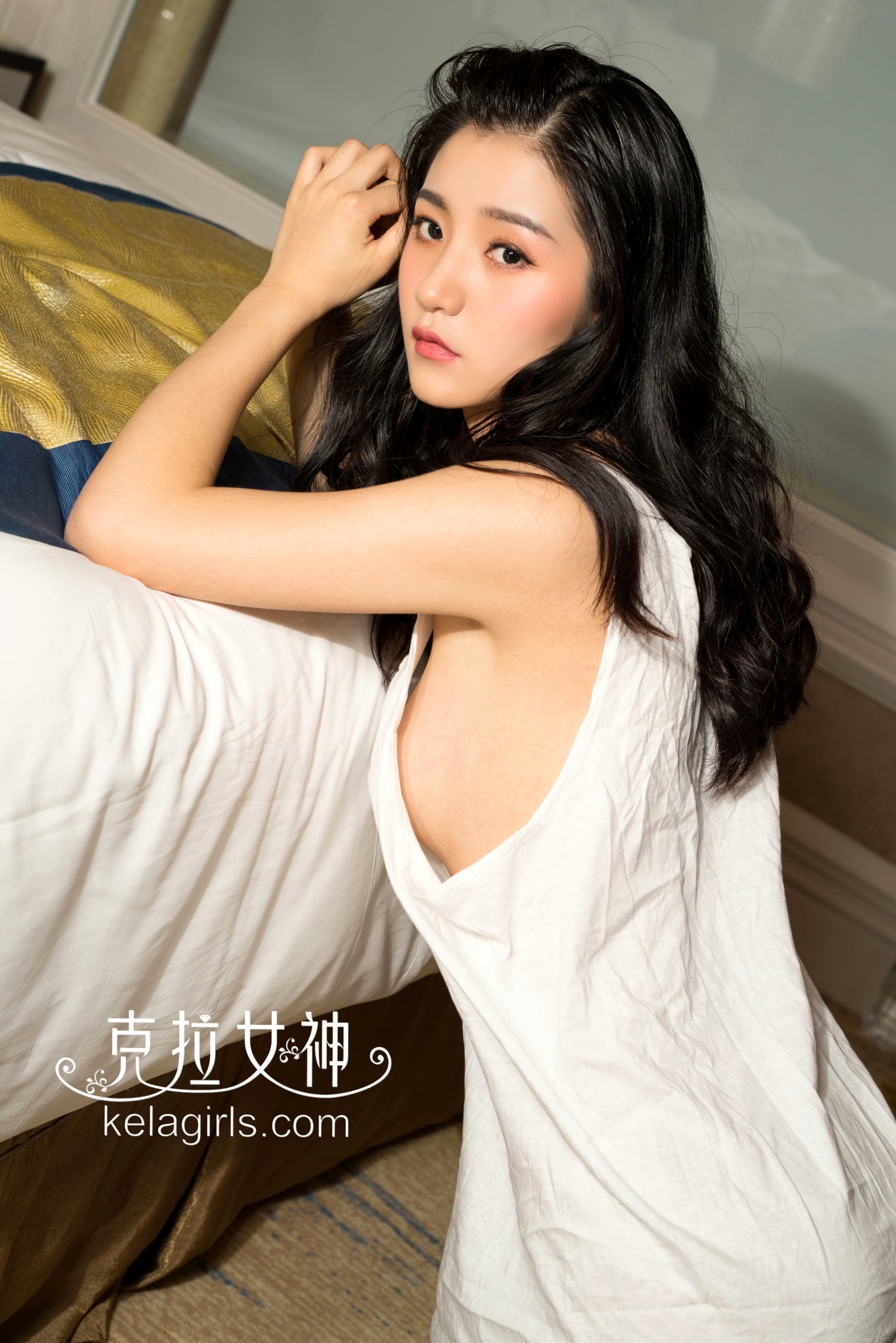 Gallery - KelaGirls克拉女神-倩倩《小荷尖尖角》：纯欲白色吊带私房照，卧室里的极致性感尤物克拉女神性感诱惑私房照清纯 女神私房照_秀色女神 - image 27
