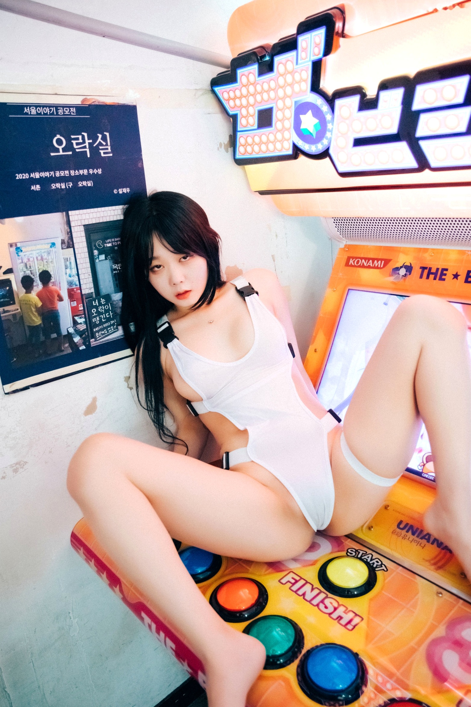 Gallery - 韩国美女琪雅Zia街机厅私房写真，修身连体衣展现撩人曲线，清纯少女的性感诱惑套图性感韩国尤物私房照诱惑 女神私房照_秀色女神 - image 34