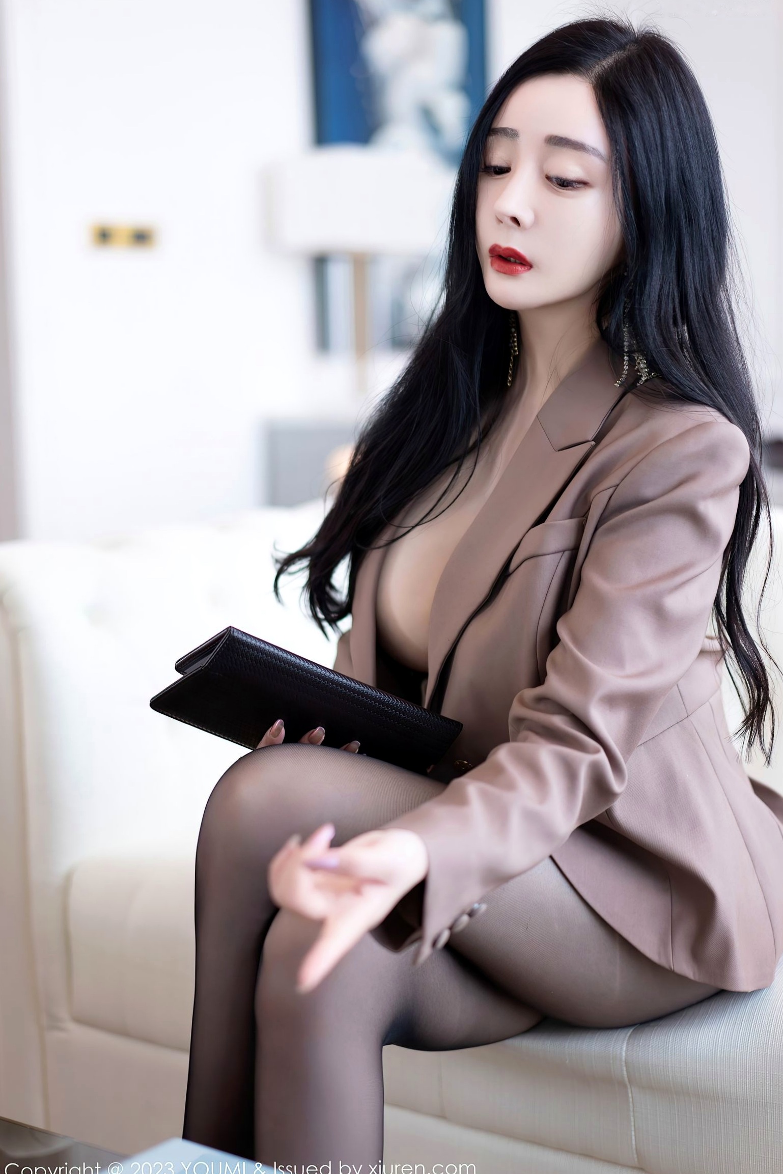Gallery - YouMi尤蜜荟 - Chiness Model -950-允爾-醇美咖啡色外套搭配超薄黑丝诱惑-气质御姐职场风私房照-2023.06.12尤蜜荟 - Chiness Model 黑丝御女郎 - Royal Lady 诱惑私房照 女神私房照_秀色女神 - image 27