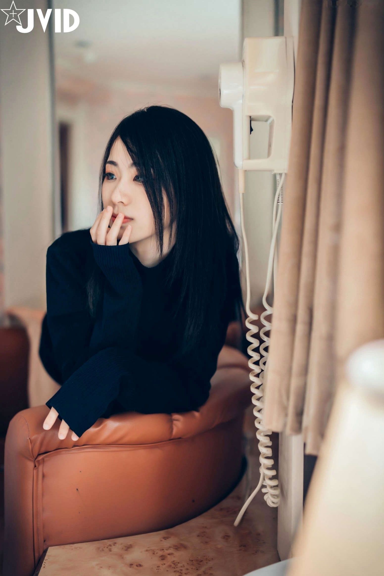 Gallery - JVID-阿黎-空灵系怪奇美少女：极品骨感身材，精美室内私房写真，气质冷艳诱惑，尽显女神魅力JVID骨感冷艳私房照性感 女神私房照_秀色女神 - image 3