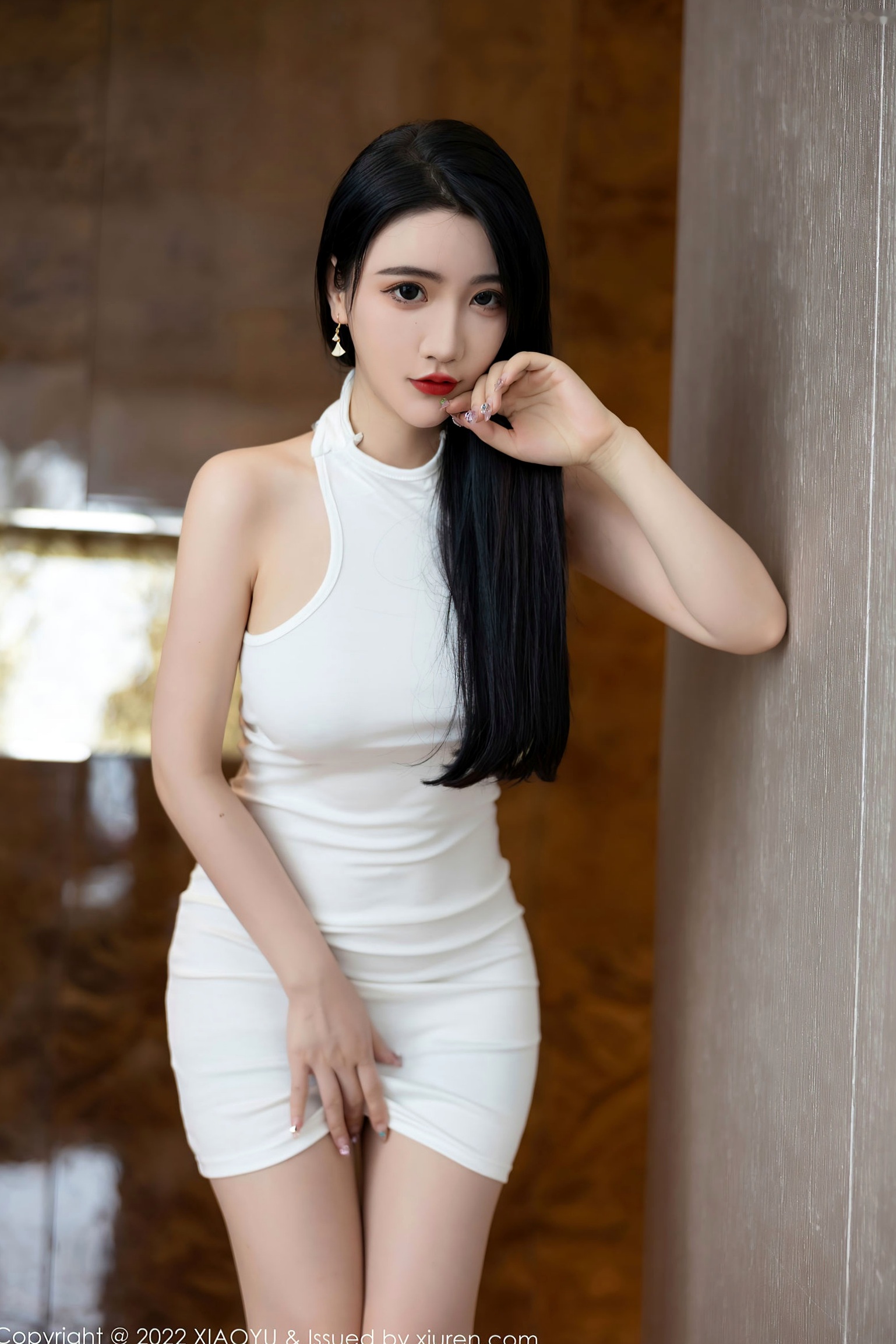 Gallery - 樱桃酱-语画界 - Painting World -840期-白色轻透修身连衣裙私房照-黑丝美腿极致诱惑-室内气质女神写真性感语画界 - Painting World 尤物美腿私房照 女神私房照_秀色女神 - image 2