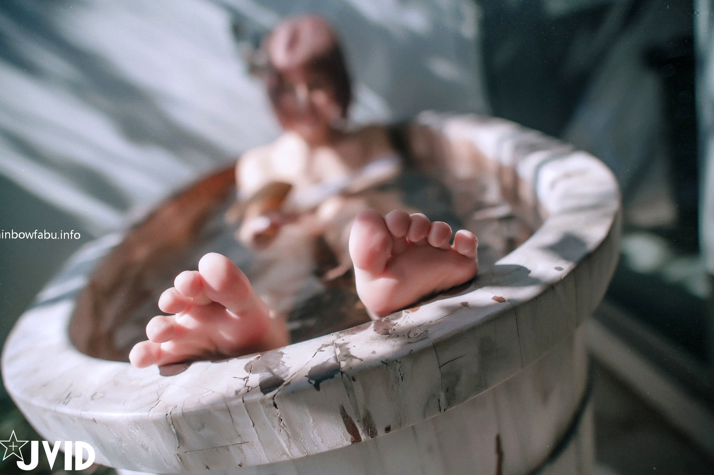 Gallery - JVID-果寶寶-未曾谋面的网恋小女友：短发私房写真，网眼诱惑、大尺度自然光影，极品纯欲诱惑JVID私房照诱惑大尺度性感 女神私房照_秀色女神 - image 71