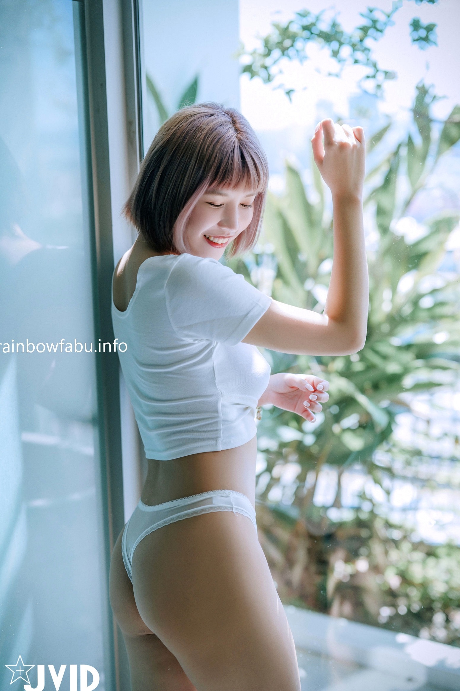 Gallery - JVID-果寶寶-未曾谋面的网恋小女友：短发私房写真，网眼诱惑、大尺度自然光影，极品纯欲诱惑JVID私房照诱惑大尺度性感 女神私房照_秀色女神 - image 119