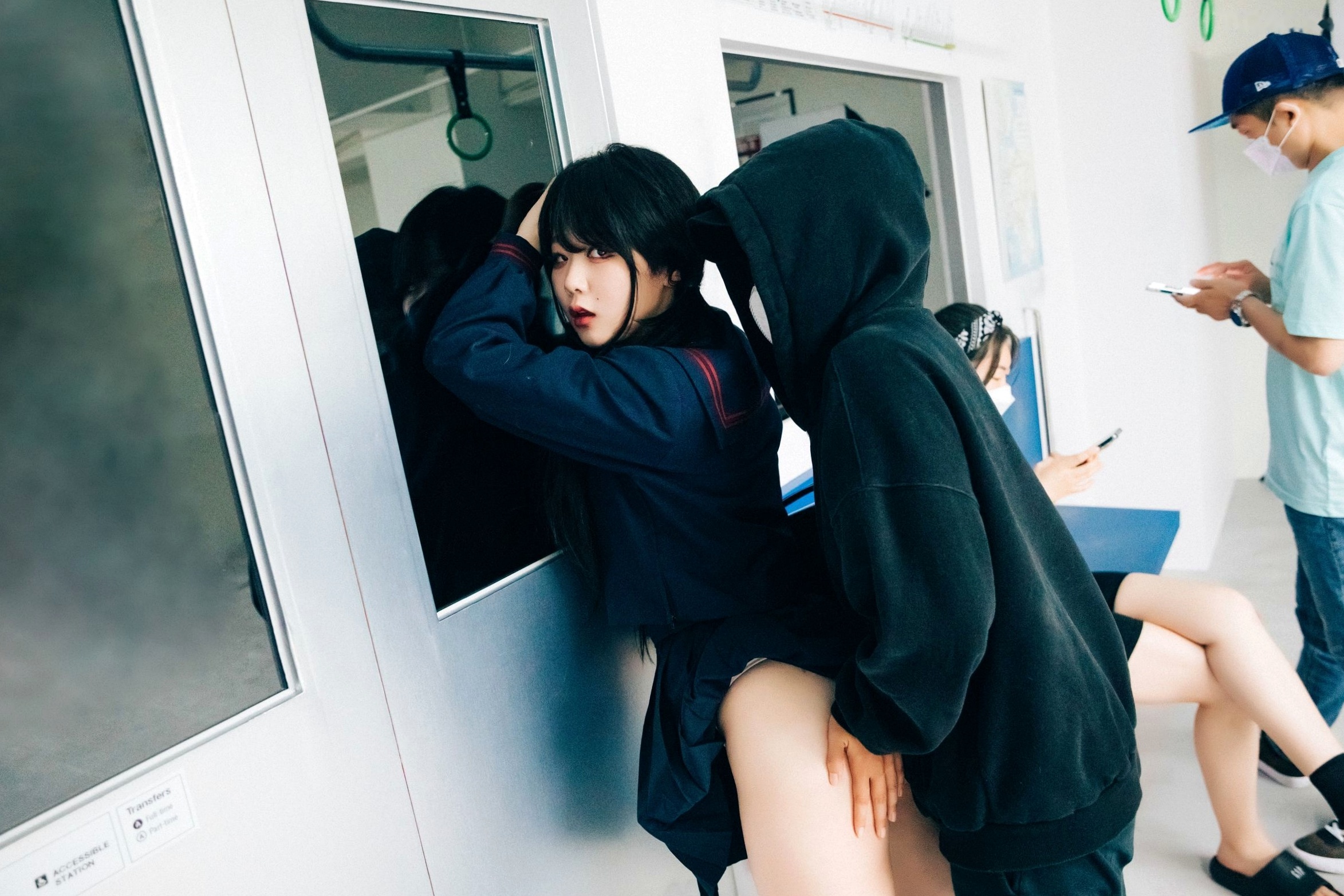Gallery - 韩国美女-琪雅-Zia-地铁-完整版-Subway-Full-Ver-Loozy 女神私房照_秀色女神 - image 16