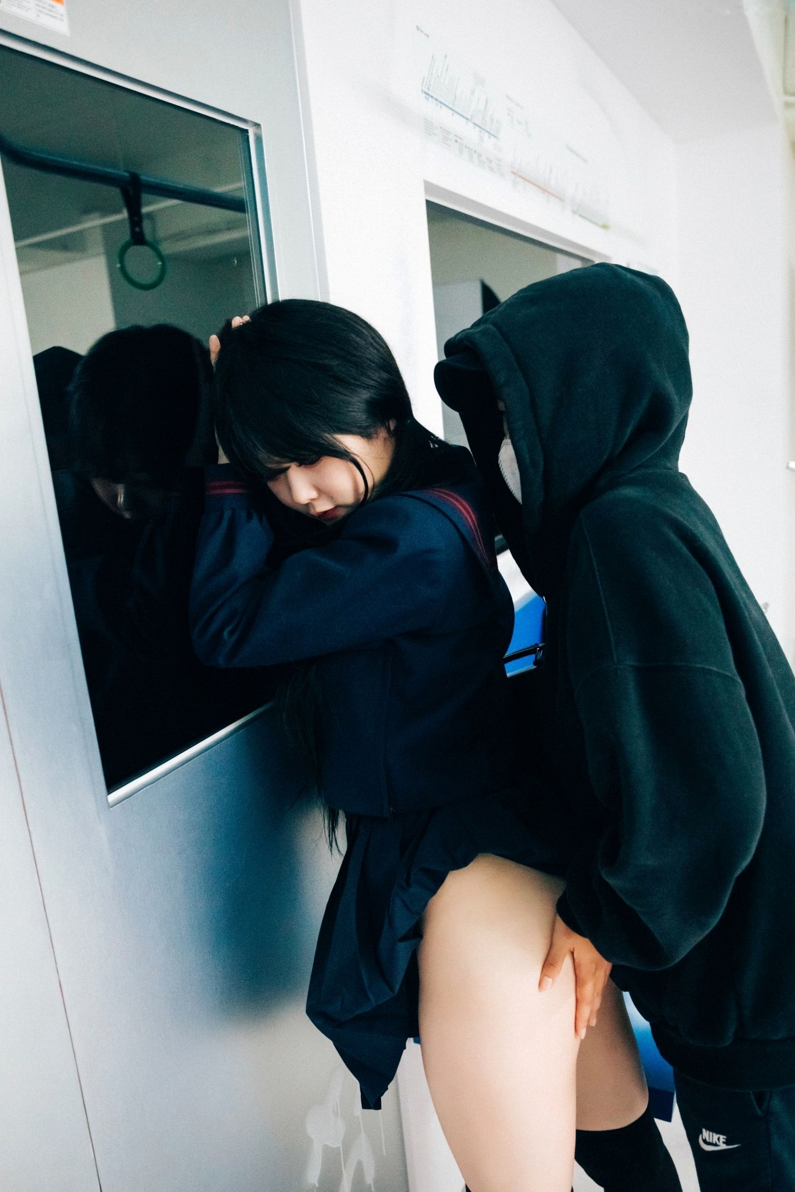 Gallery - 韩国美女-琪雅-Zia-地铁-完整版-Subway-Full-Ver-Loozy 女神私房照_秀色女神 - image 17