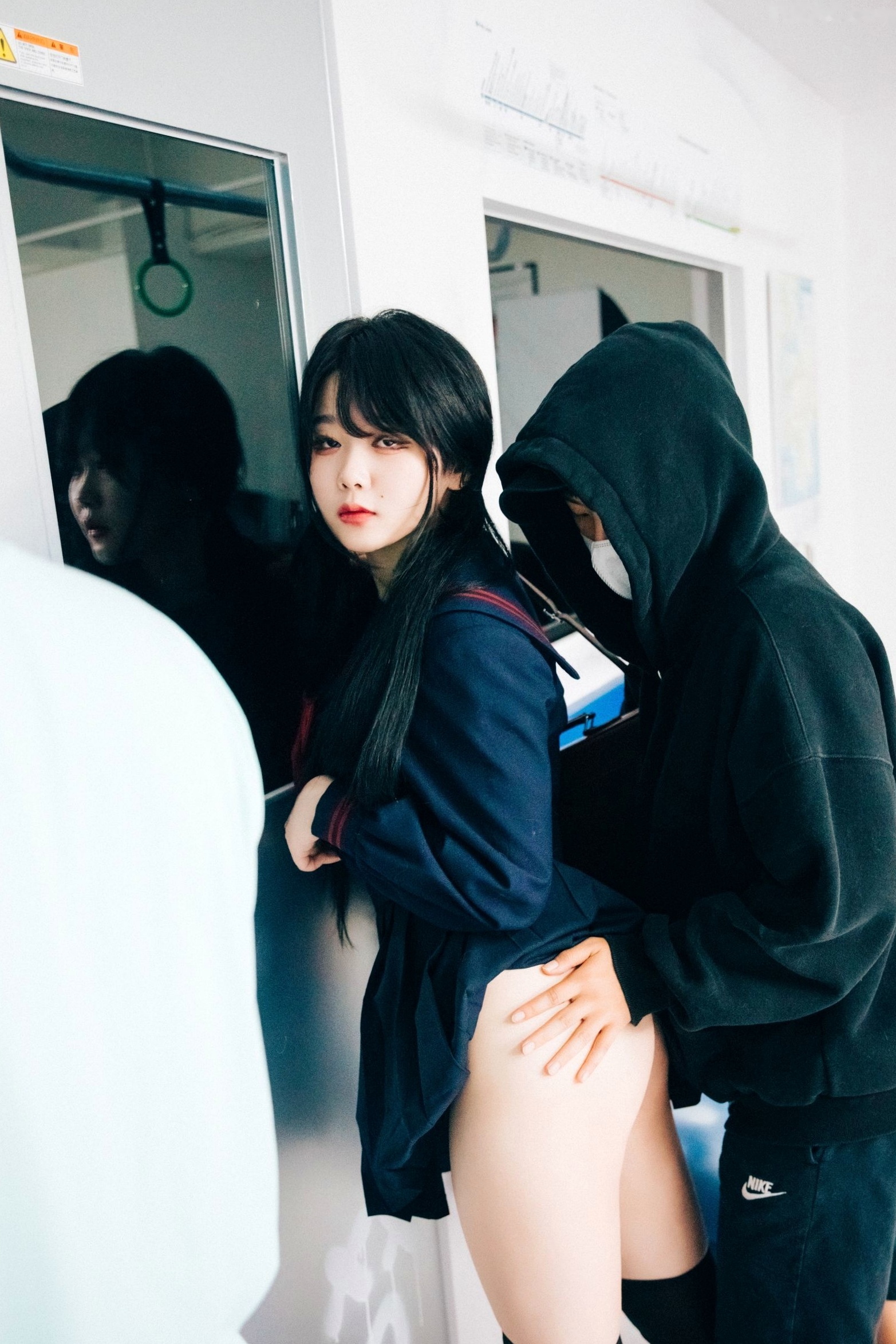 Gallery - 韩国美女-琪雅-Zia-地铁-完整版-Subway-Full-Ver-Loozy 女神私房照_秀色女神 - image 23