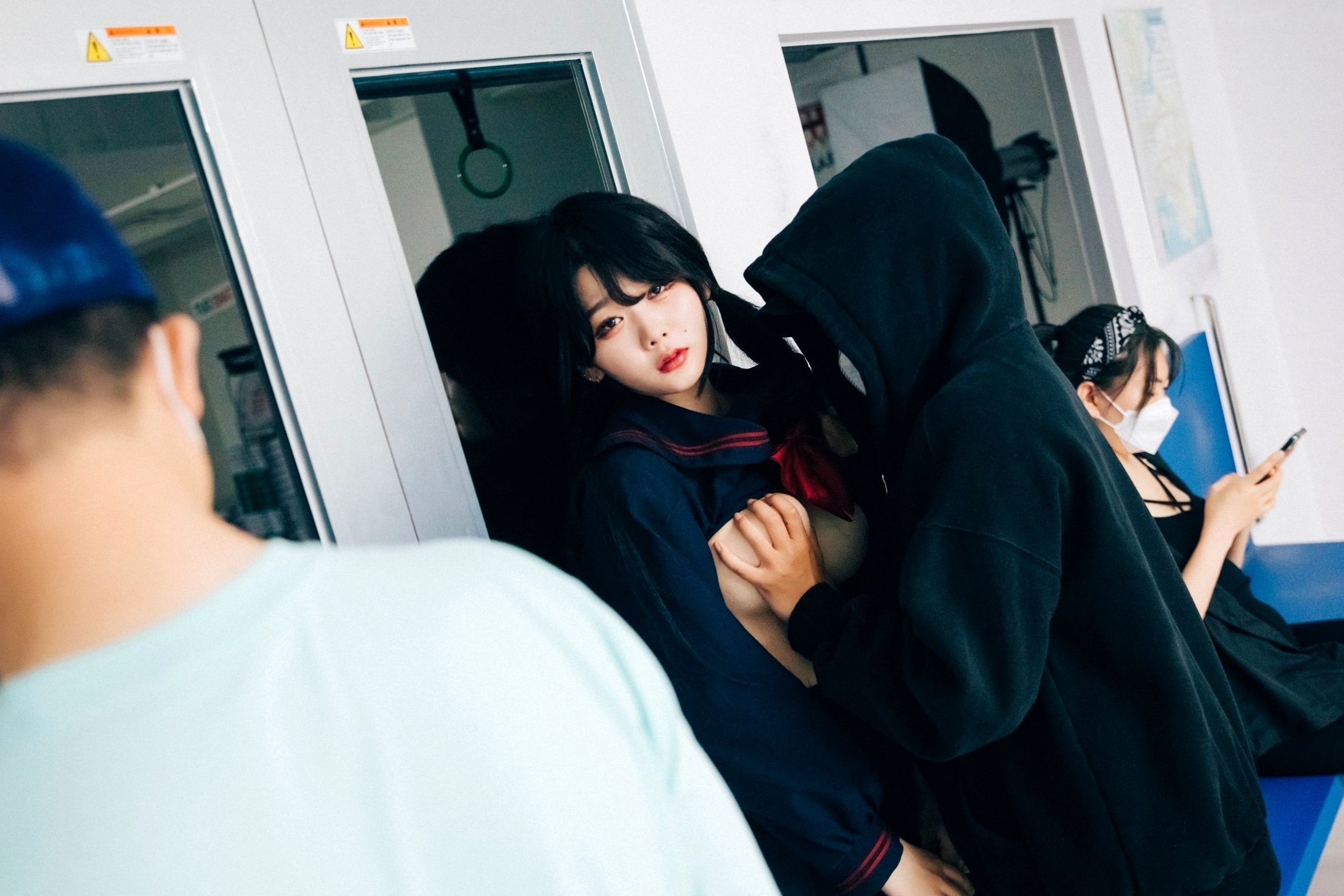 Gallery - 韩国美女-琪雅-Zia-地铁-完整版-Subway-Full-Ver-Loozy 女神私房照_秀色女神 - image 33