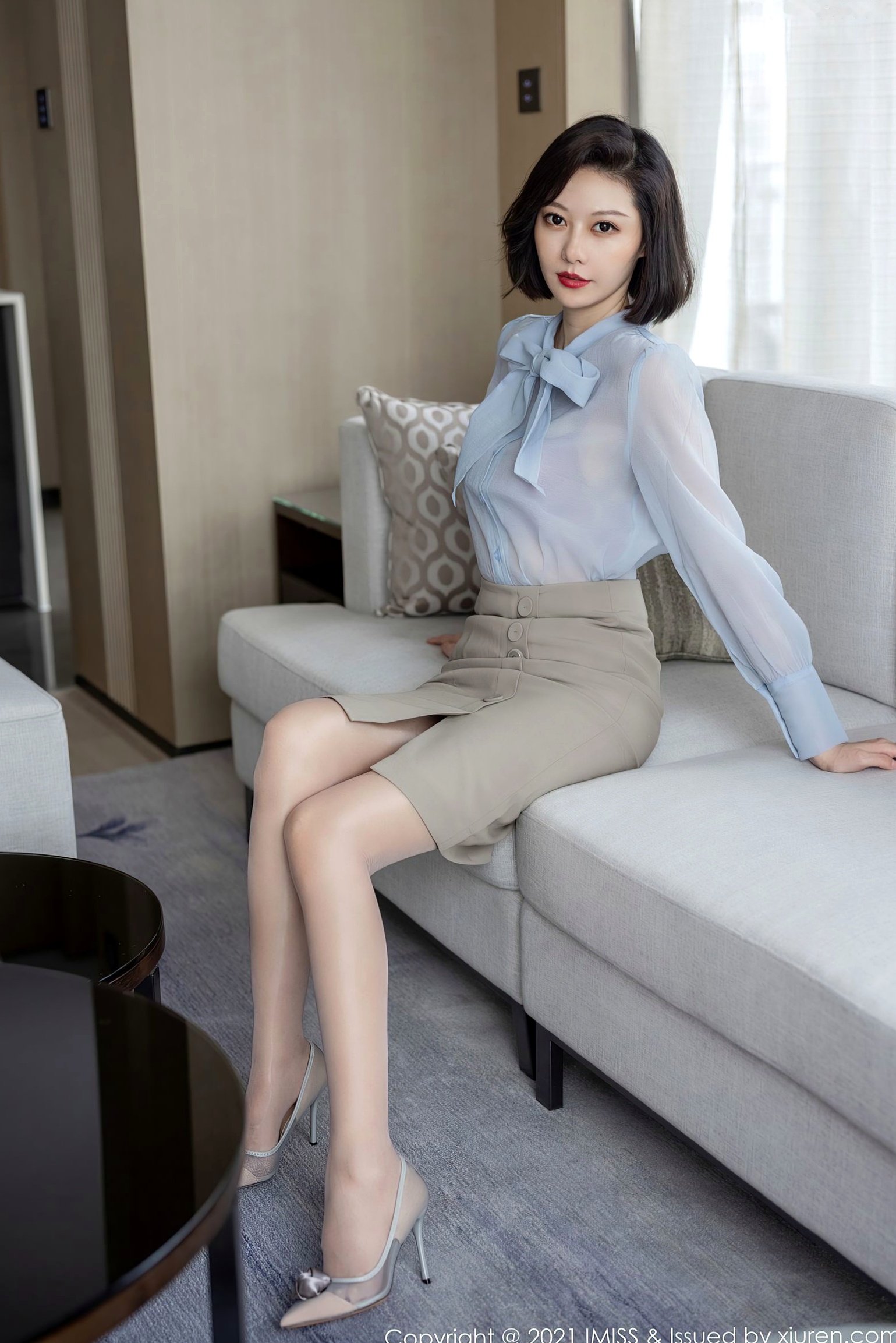 Gallery - IMiss爱蜜社 - Honey Club 605期艺轩私房：暖色调主题薄透肉丝美腿，极致诱惑性感视觉盛宴爱蜜社 - Honey Club 私房照性感美腿丝袜诱惑极品 女神私房照_秀色女神 - image 2